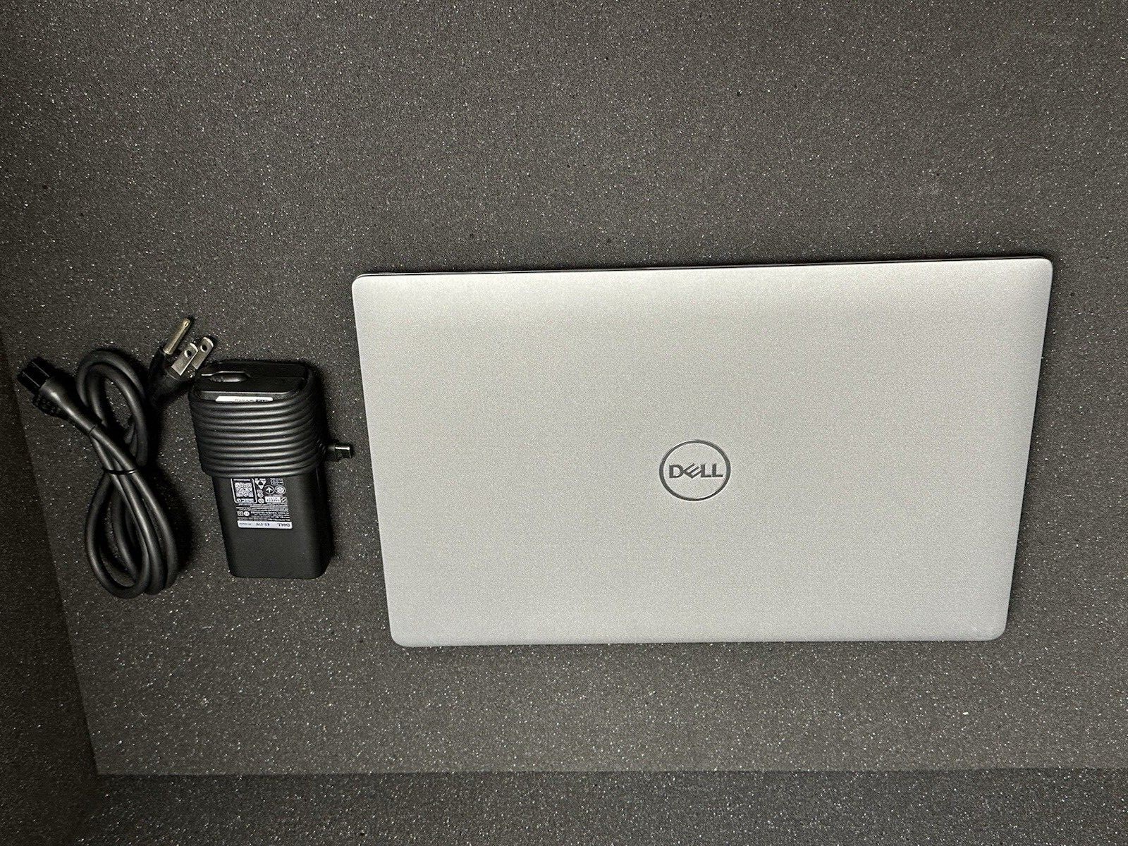 Dell Latitude 5420 Quad Core i7-1185G7 3.00GHz P137G Win 11 USB-C Thunderbolt