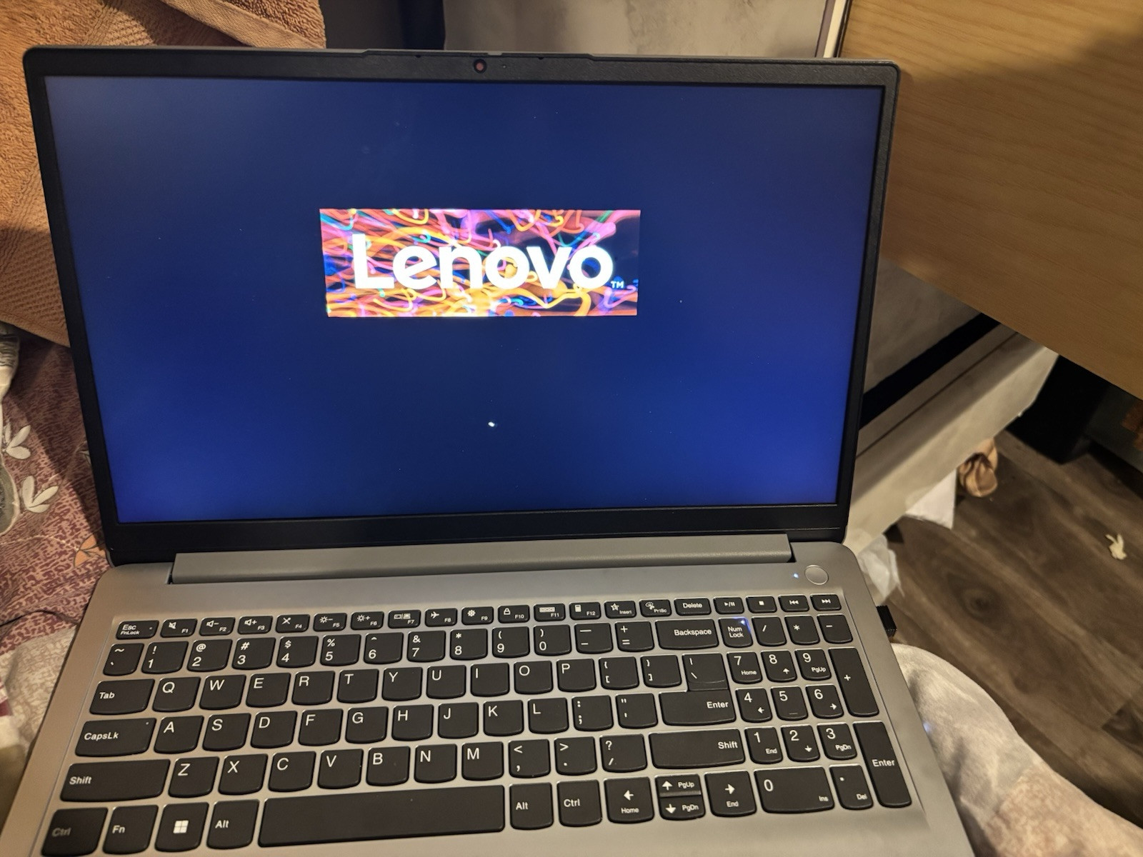 Lenovo IdeaPad 1 Laptop 15.6″ FHD Touchscreen, Intel Core I3-1215U, 8GB RAM
