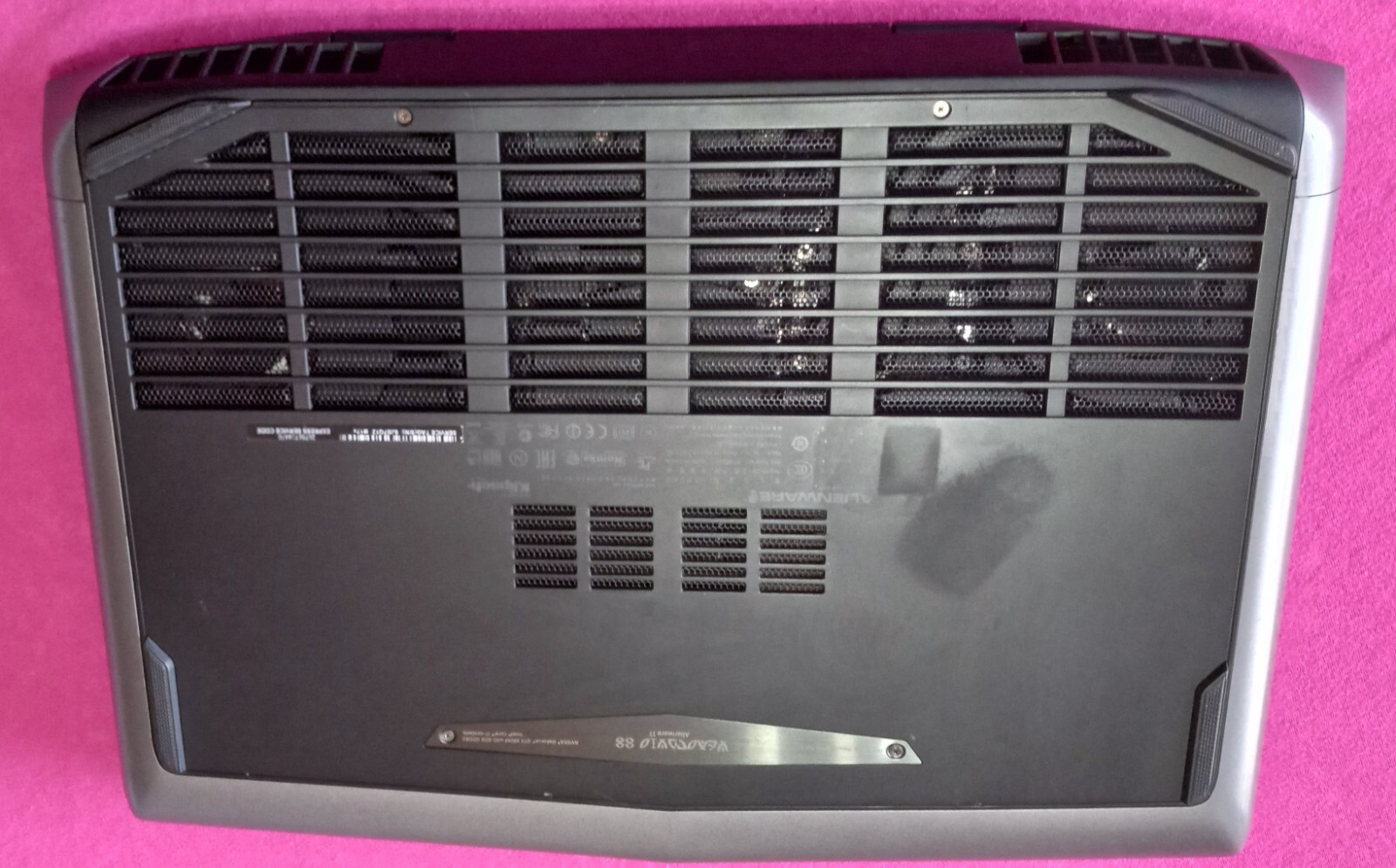 Dell Alienware 17 laptop i7-4810mq 2.8-4.0Ghz 24GB 512GB NVIDIA “P5000” AX200