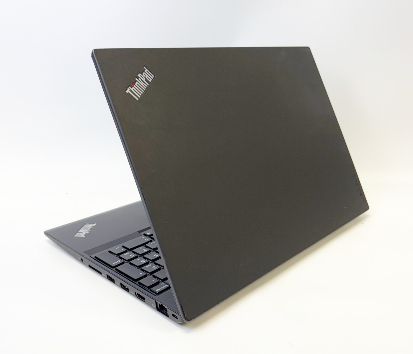 Lenovo ThinkPad T580 15.6″ Laptop i5-7300U 2.60GHz 8GB RAM No SSD/OS