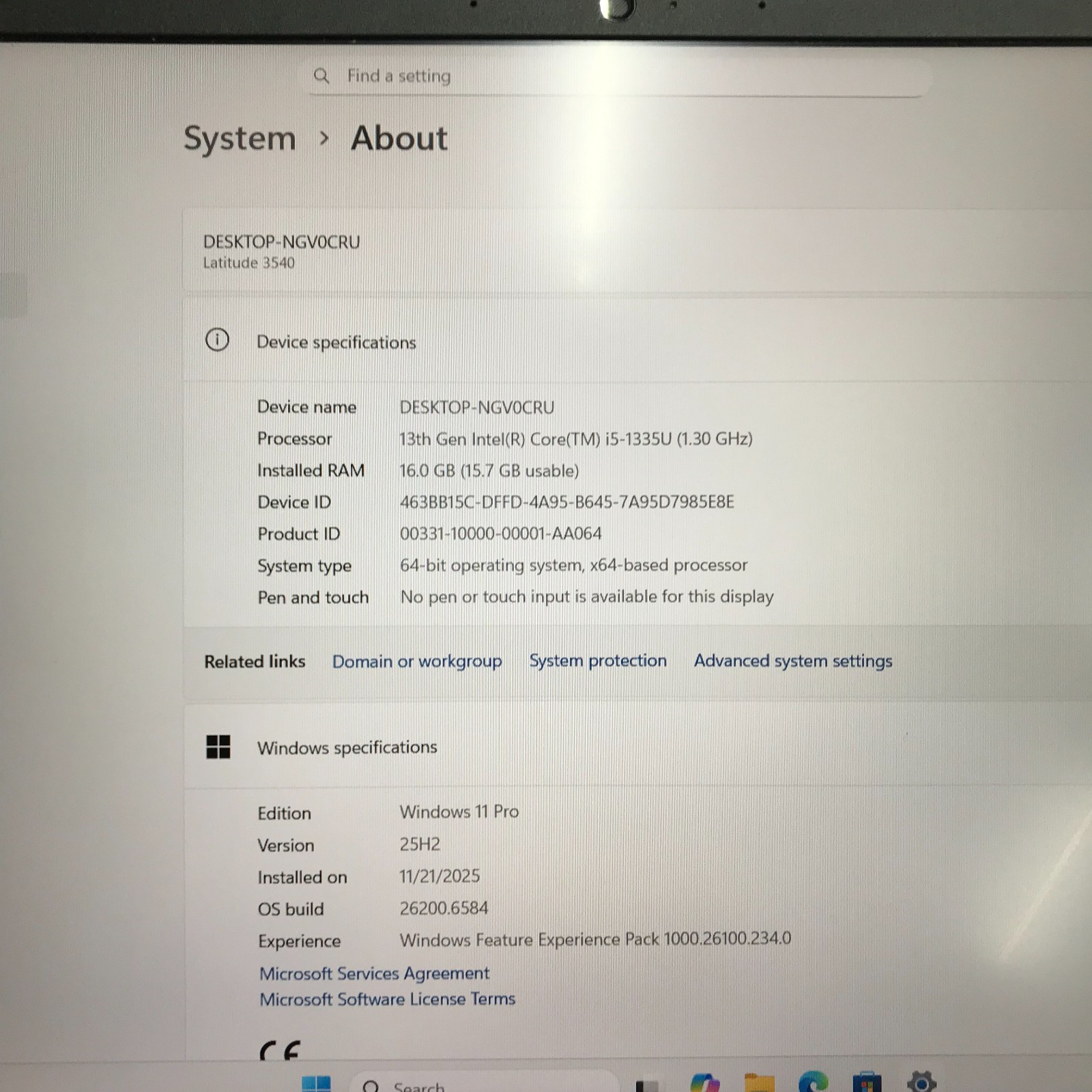 Dell Latitude 3540 Laptop i5-1335U 16GB DDR4 RAM 256GB M.2 SSD (Windows 11 Pro)