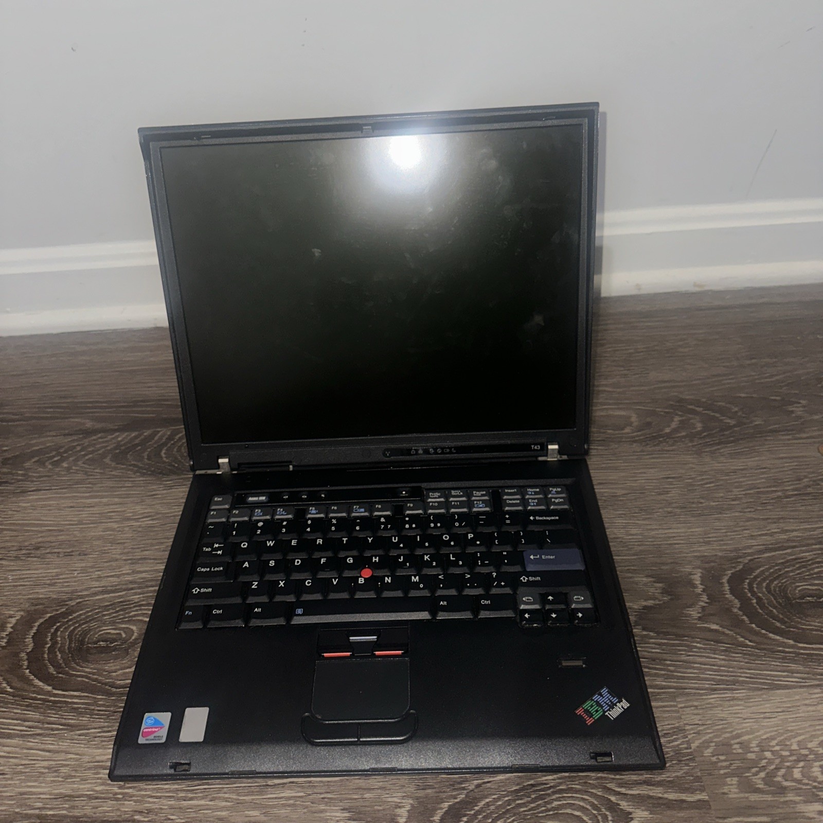 Vintage IBM ThinkPad T43 Laptop Win XP