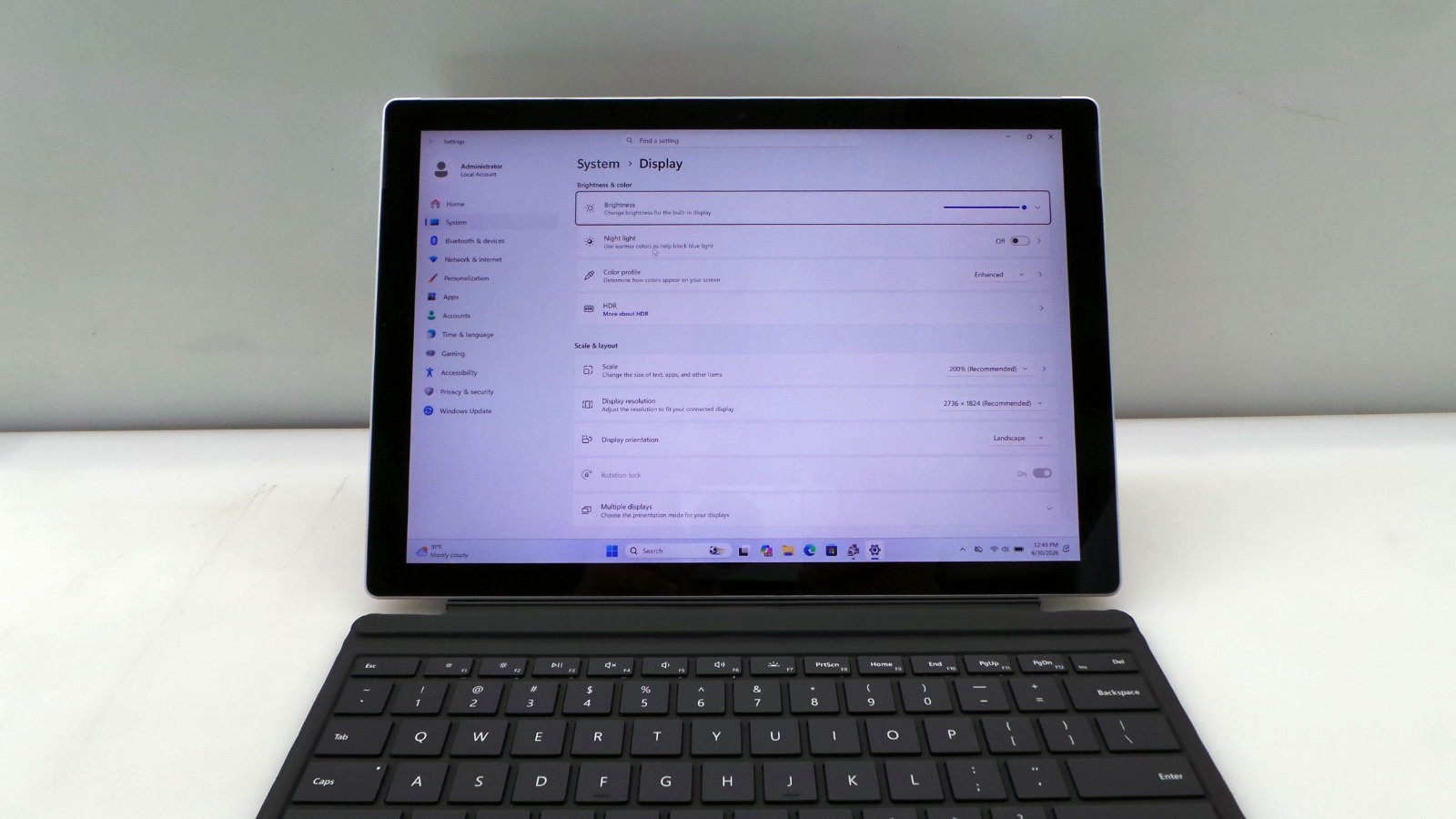 Microsoft Surface Pro 7+ 12.3″ i7-1165G7 2.80GHz 16GB RAM 256GB SSD | WIN 11 PRO