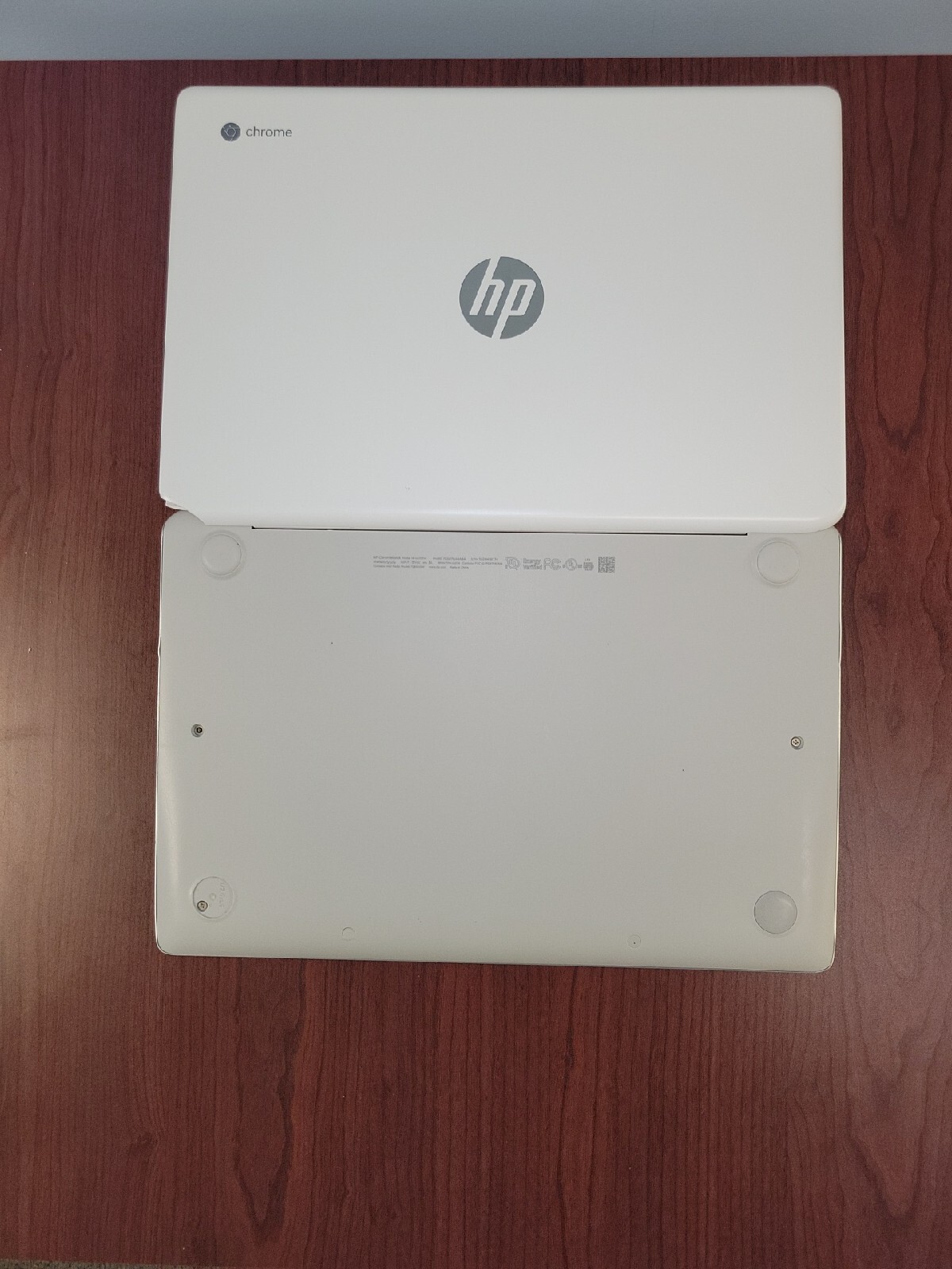 HP Chromebook 14, 14″ Full HD Touchscreen Display, For Parts Or Repair