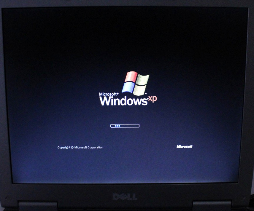 Dell Inspiron 1100 Pentium 4 @ 2.40 GHz 2GB RAM 80GB HDD Windows XP Pro SP 3