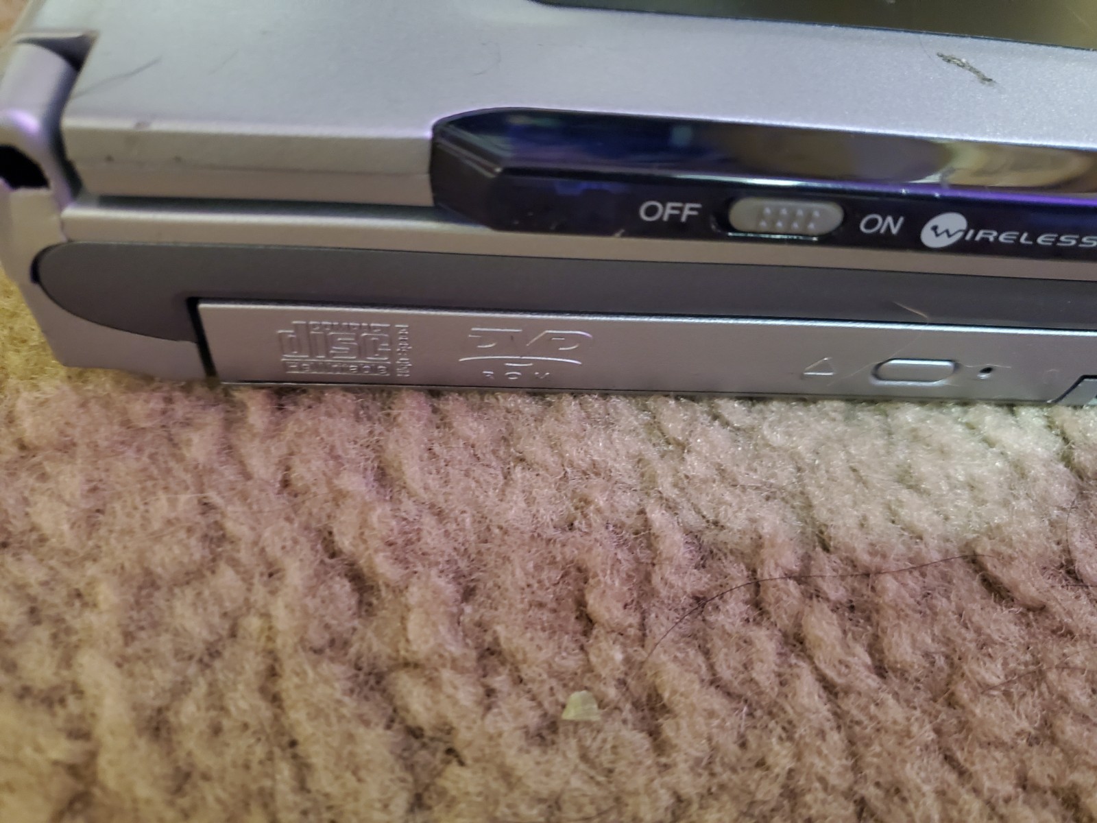 Fujitsu LifeBook P Series fpc02011al cp145514 Laptop PARTS AS IS UNTESTED NO AC
