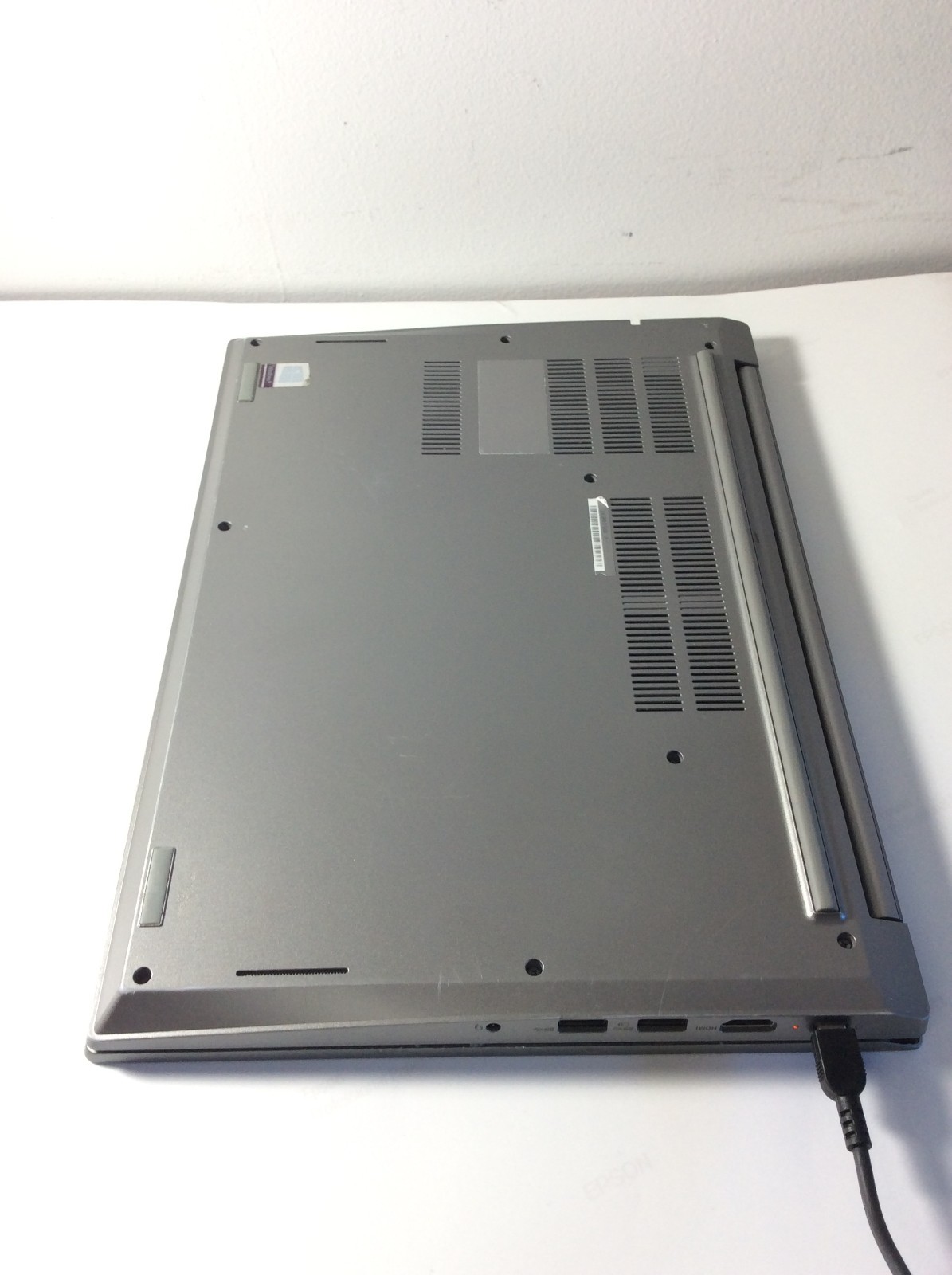 LENOVO ThinkPad E490 i5 | 8GB RAM | 256GB SSD | WIN11P | NO CHARGER