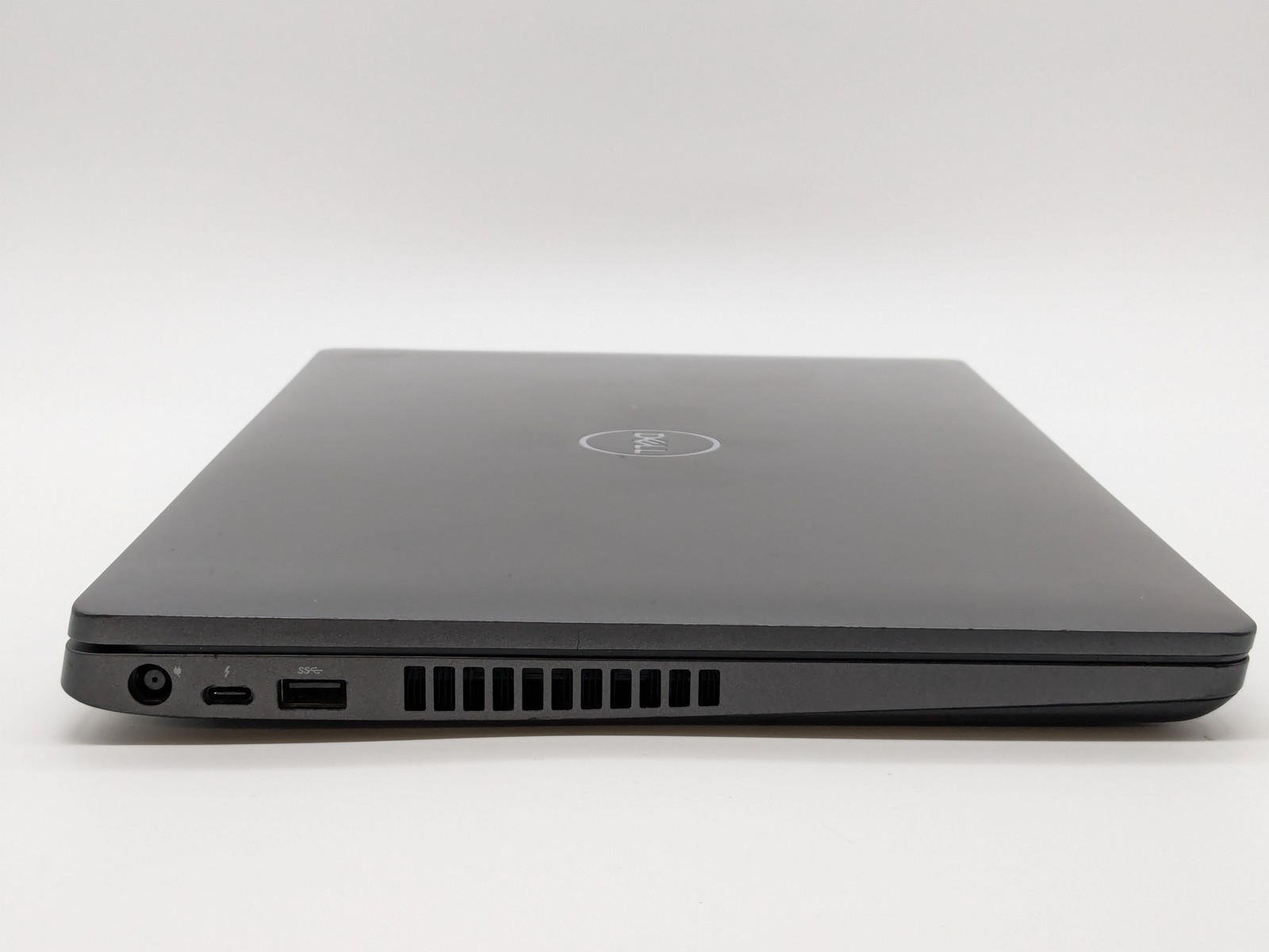 Dell Precision 3540 15″ FHD I5-8365U 1TB 16GB W11P AMD Radeon Pro WX 2100