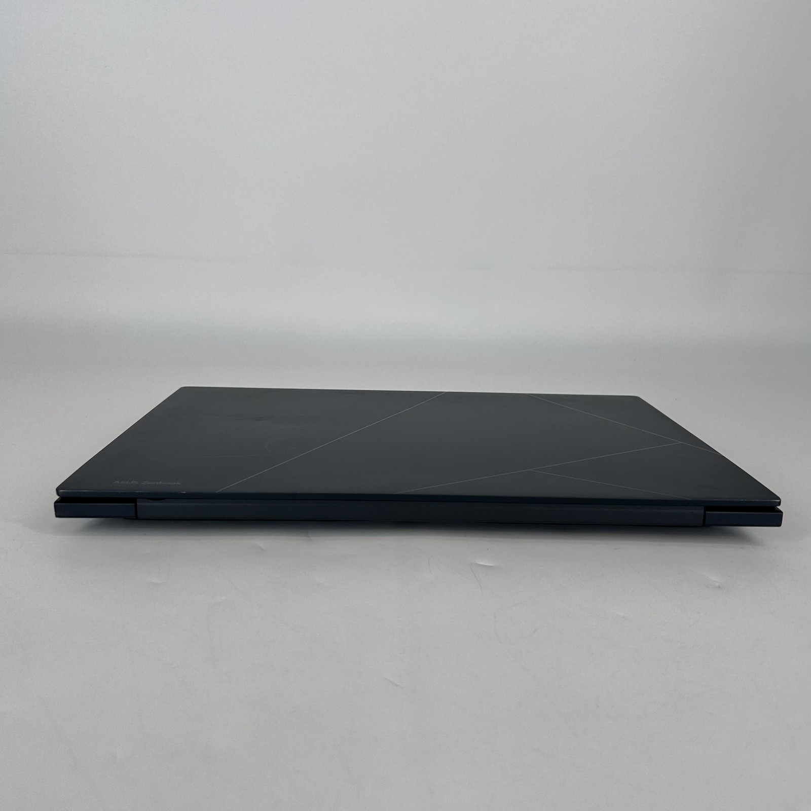 Asus Zenbook 14X QHD+ TOUCH 2.4 GHz i7-13700H 16GB 512GB SSD Good