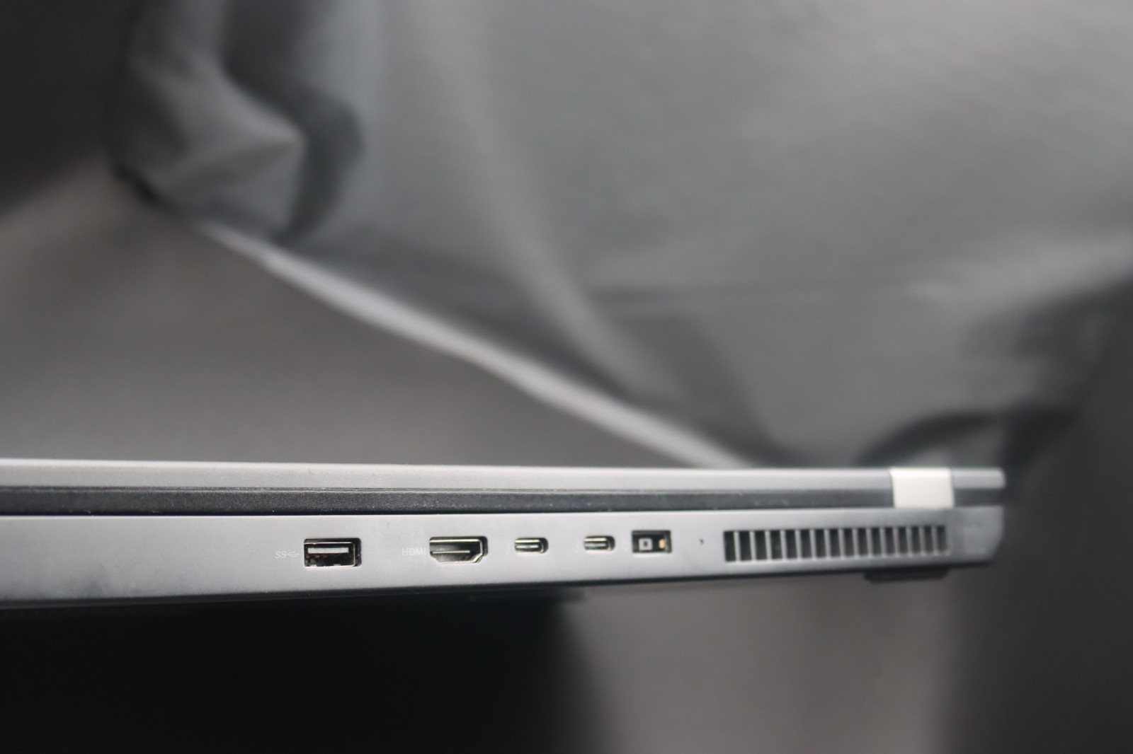 Lenovo P73 Intel i7 9th Gen 16GB RAM 512 GB NVIDIA Quadro T2000 + Dock Station