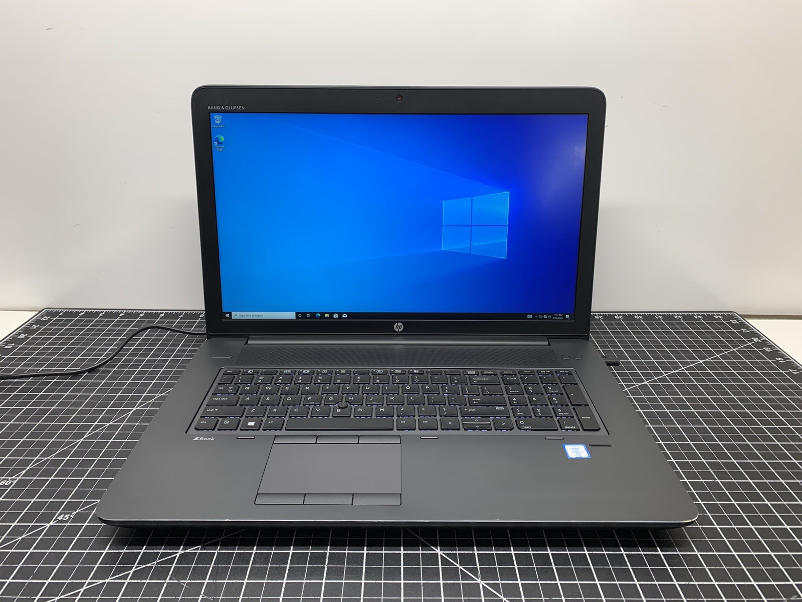 HP ZBook 17 G3 CORE i7-6820HQ | 2TB M.2, 64GB RAM | Bios Locked | #P243