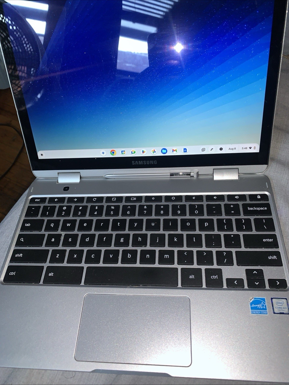 Samsung Galaxy Chromebook 2 XE520QEA-KB2US 12.4″ Touchscreen Convertible 2 in 1