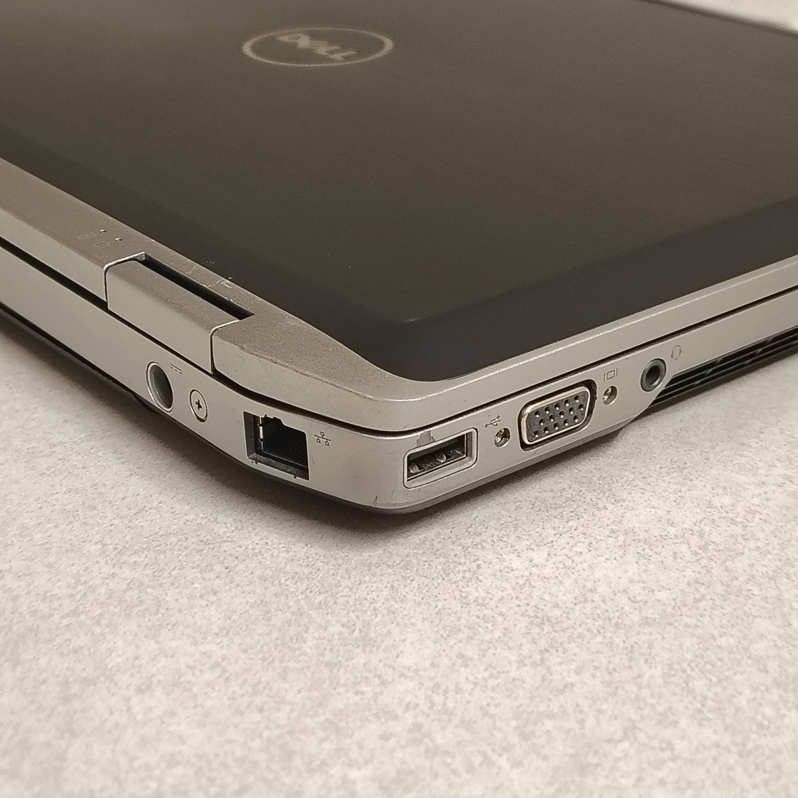 Dell Latitude E6420 14″ Linux Mint Laptop Intel i7 128GB SSD 8GB RAM NEW BATTERY