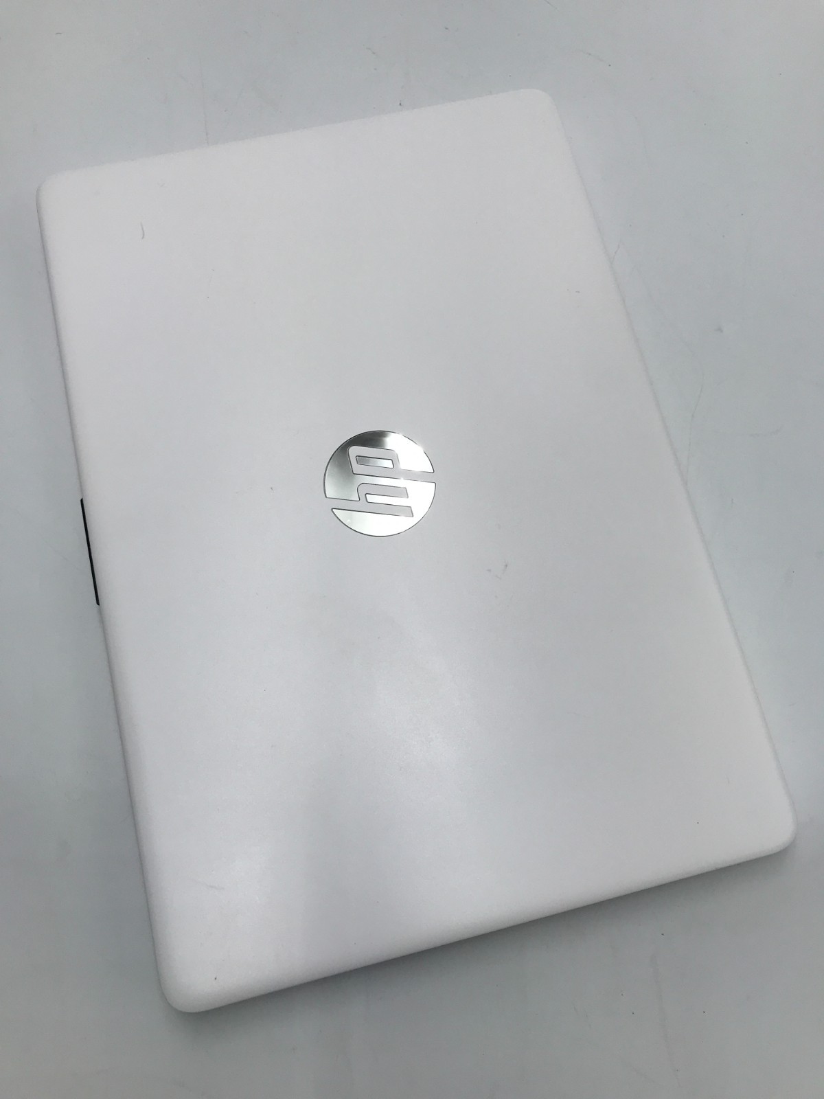 HP NoteBook 14-DQ0052DX 14″ Celeron N4120 1.1GHz 8GB RAM 64GB SSD(L-22)