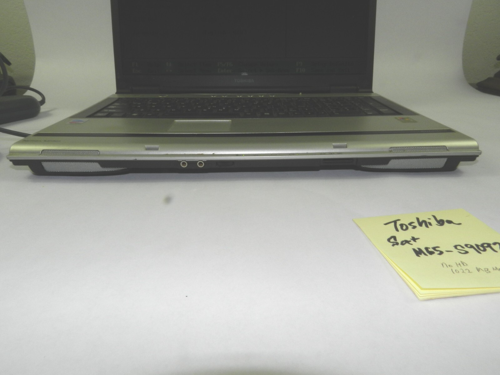 Toshiba Satellite M65-S9092 Navy Laptop 1022MB Memory Working No HD PARTS B152