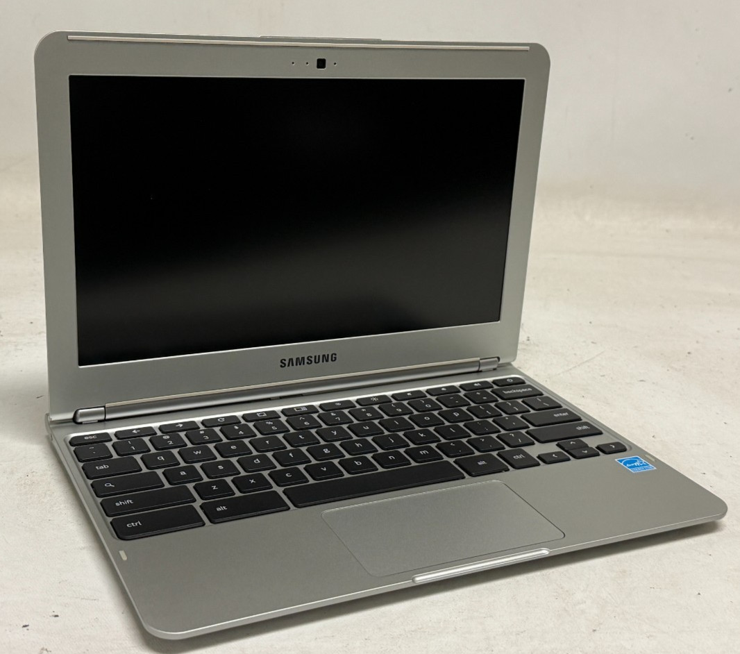 Samsung Chromebook XE303C12 11.6″ (Exynos-5 – 2GB RAM – 16GB eMMC) – Lot of 10