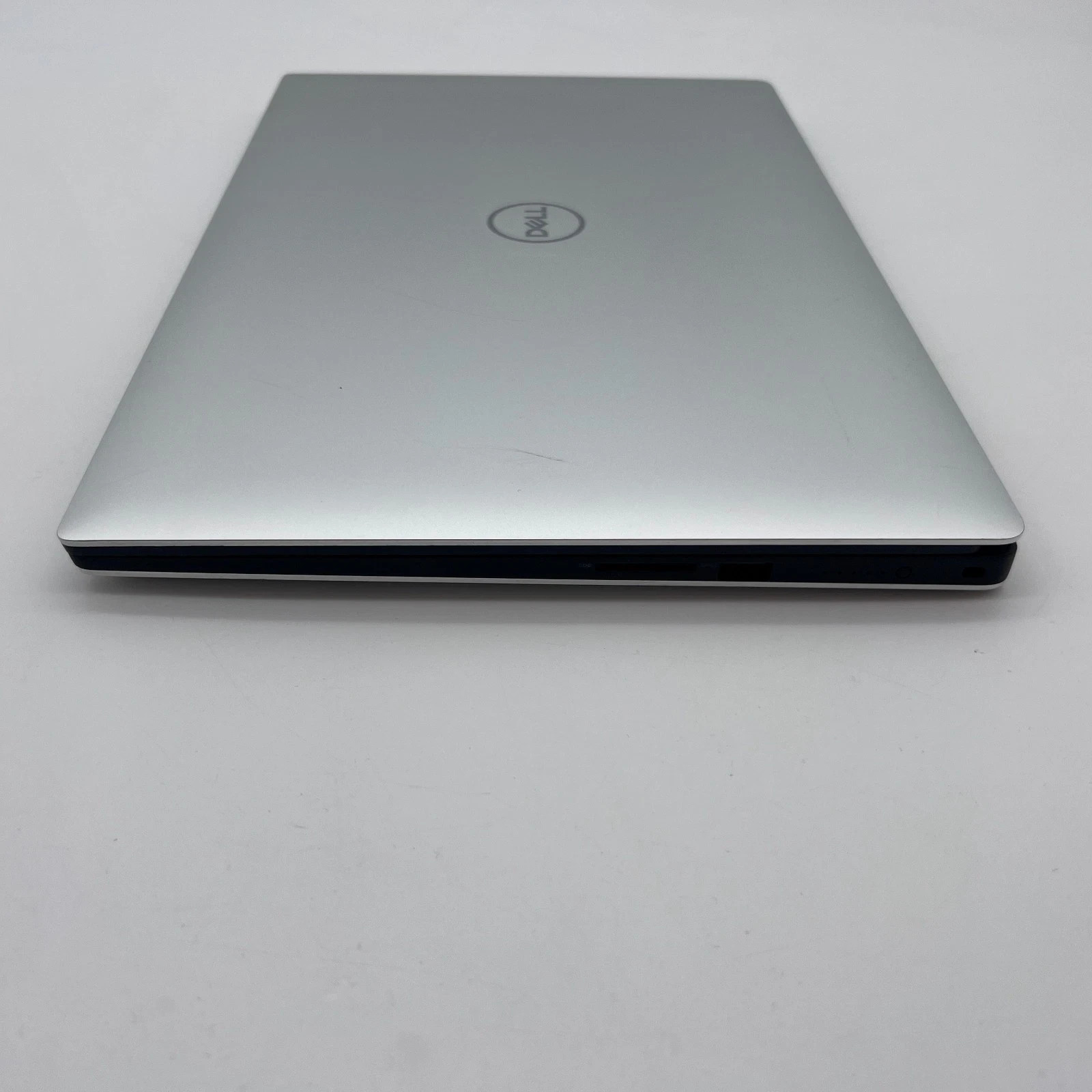 DELL XPS 15 9570 4K TOUCHSCREEN i9-8950HK 32GB RAM 1TB NVIDIA GeForce GTX 1050