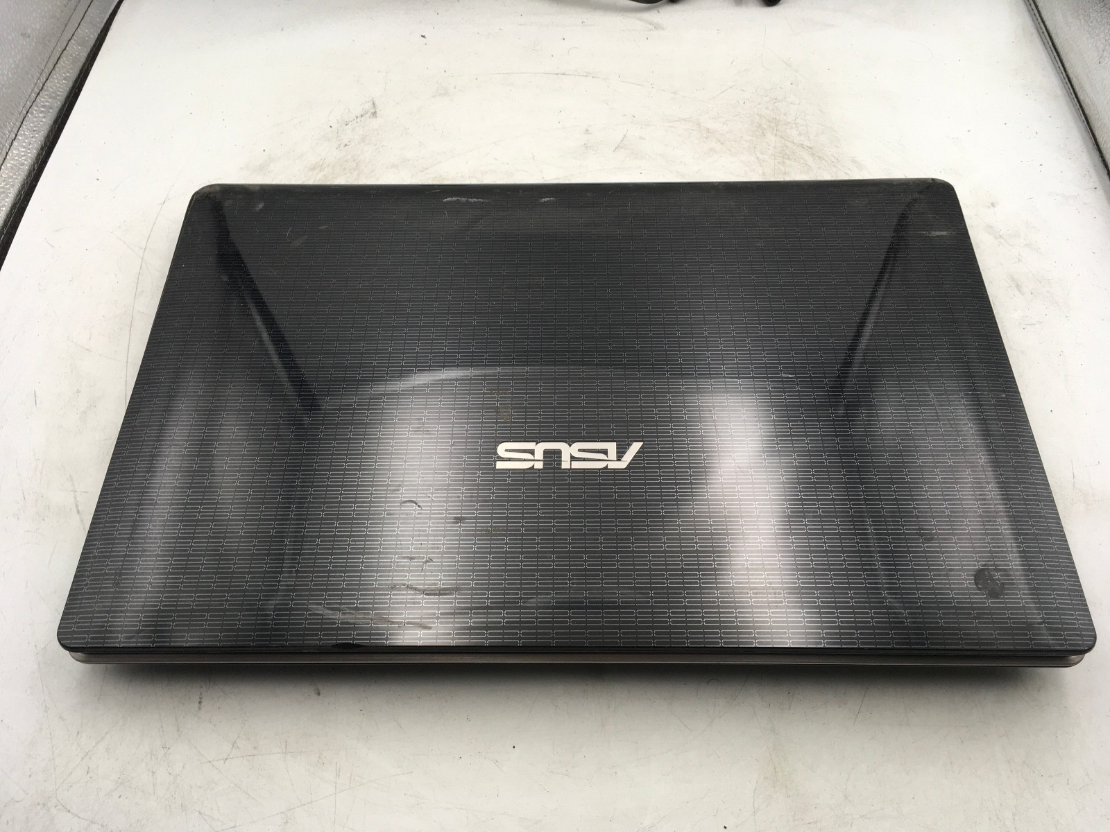 ASUS A53E – BOOTS TO BIOS – INTEL CORE I5 2410M – 4GB RAM – NO OS -READ DESC- BB
