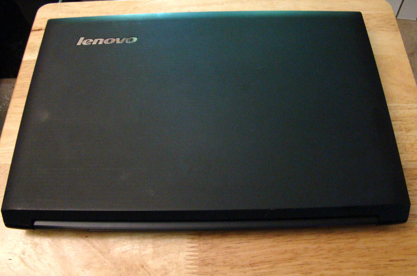 Lenovo B570/Pentium B960 2.20ghz/6gb/320gb/Windows 10 Pro/Web/Hdmi/Vga/15.6