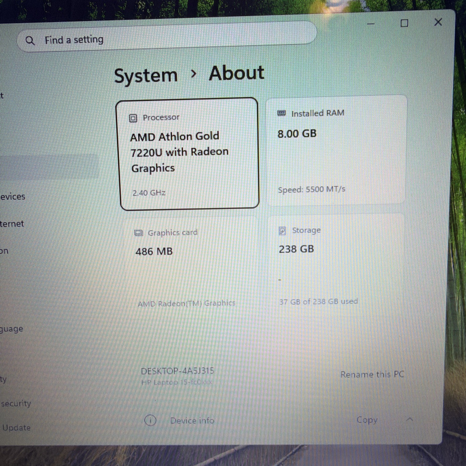 HP Laptop 15-fc0047nr AMD 2.4GHz – 256 SSD -8GB Ram Window 11 Mint Condition