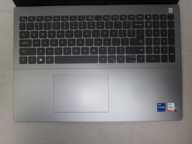 Dell Vostro 16 5630 I7-1360P @ 2.2GHz 1TB 16GB WIN11PRO