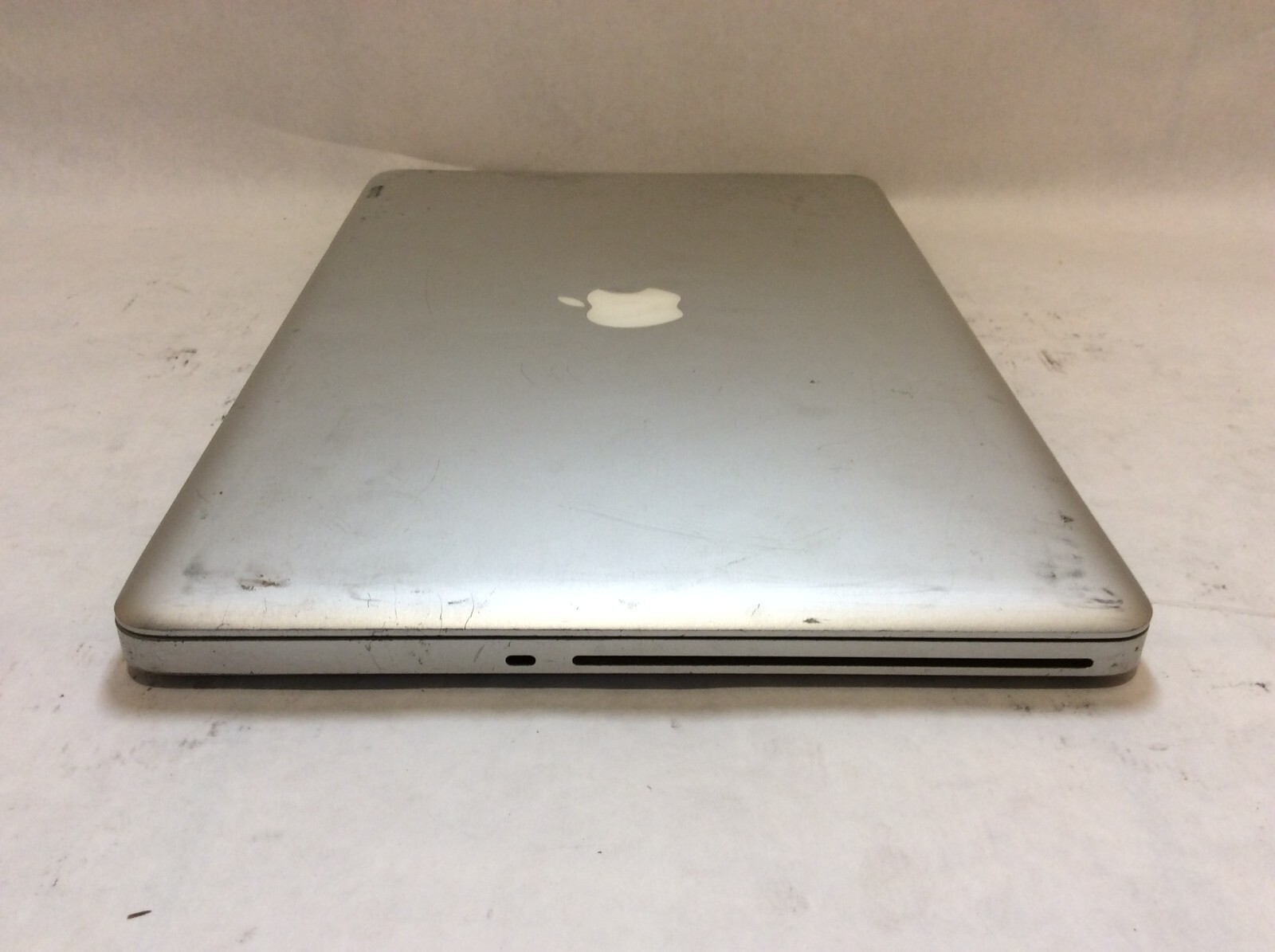 MacBook Pro 5,1 Late 2008 Laptop 15″ Intel Core 2 Duo 2.4GHz WON’T TURN ON-PP