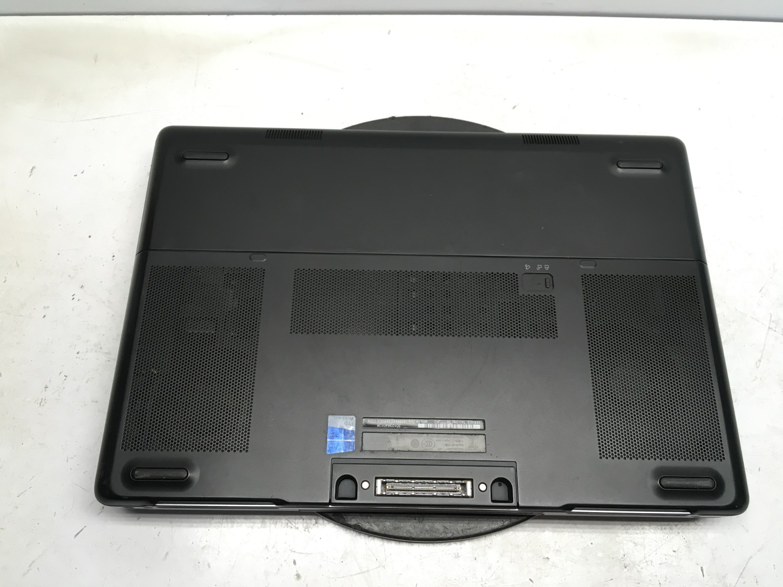 Dell Precision 7510 Intel i5-6300HQ 2.3GHz 8 GB NO HDD/Battery