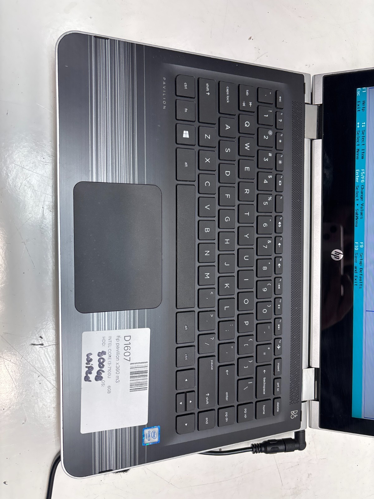 HP pavilion x360 m3-u001dx Intel Core I3-7100U 2.40GHZ 6GB NO HDD