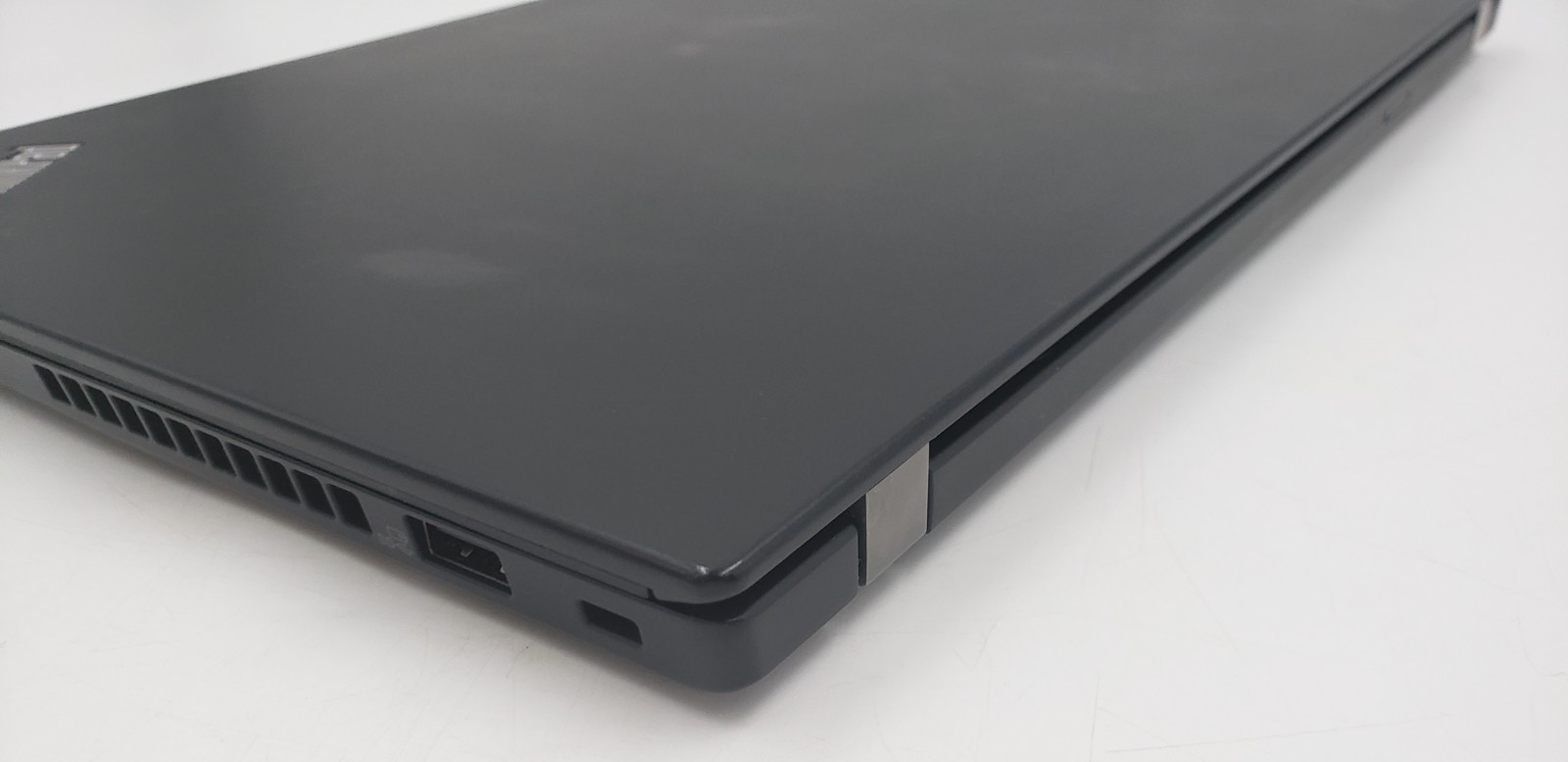 Lenovo ThinkPad T14s Gen 1 i7-10510U 1.80GHz 8GB Ram 256GB SSD Win 11 Pro
