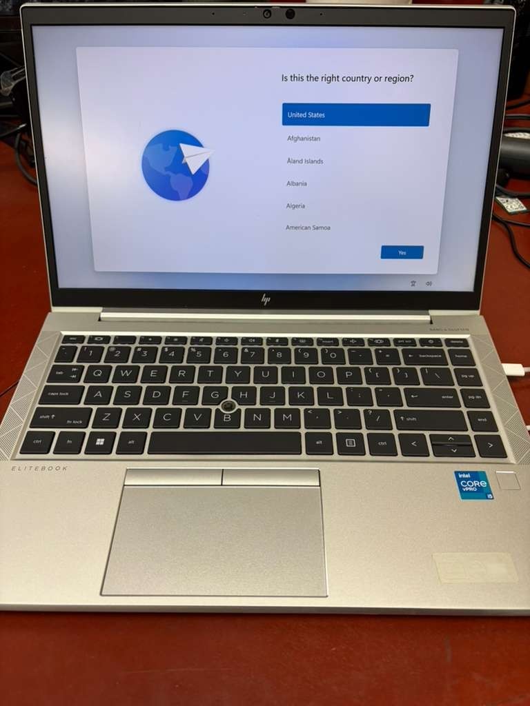 HP EliteBook 840 G8 14″ Touch Core i5-1145G7 2.60GHz 16GB RAM 256GB SSD *READ*