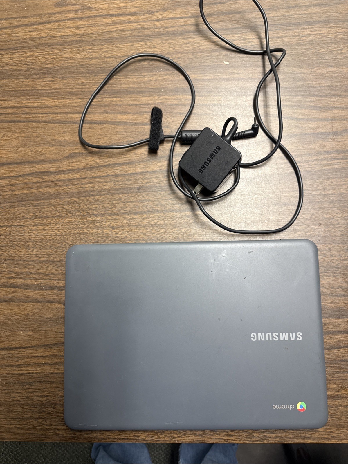Samsung Chromebook Notebook Laptop 11.6 in 32GB HD XE501C13-K02US + Power Cable