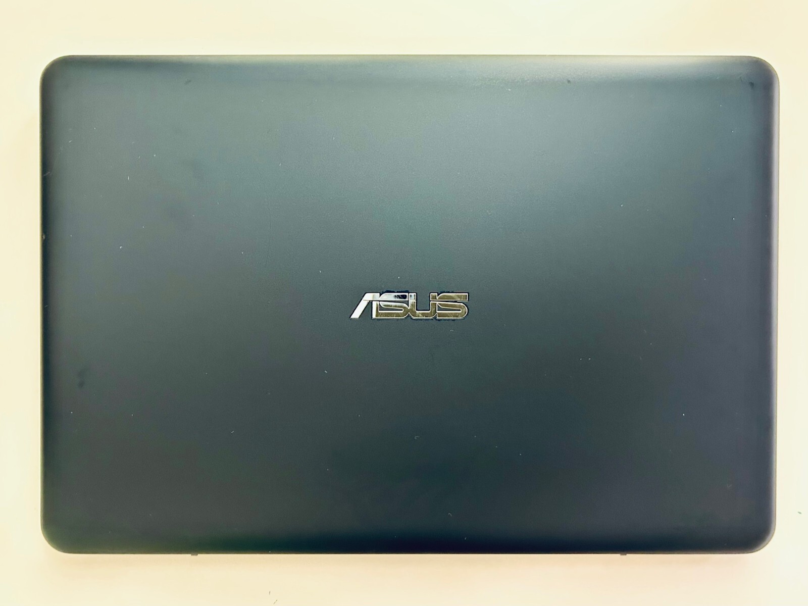 Asus X205T 11.6″ Intel Z3735F 1.33GHz 2GB 32GB WIN10 Charger Bundle