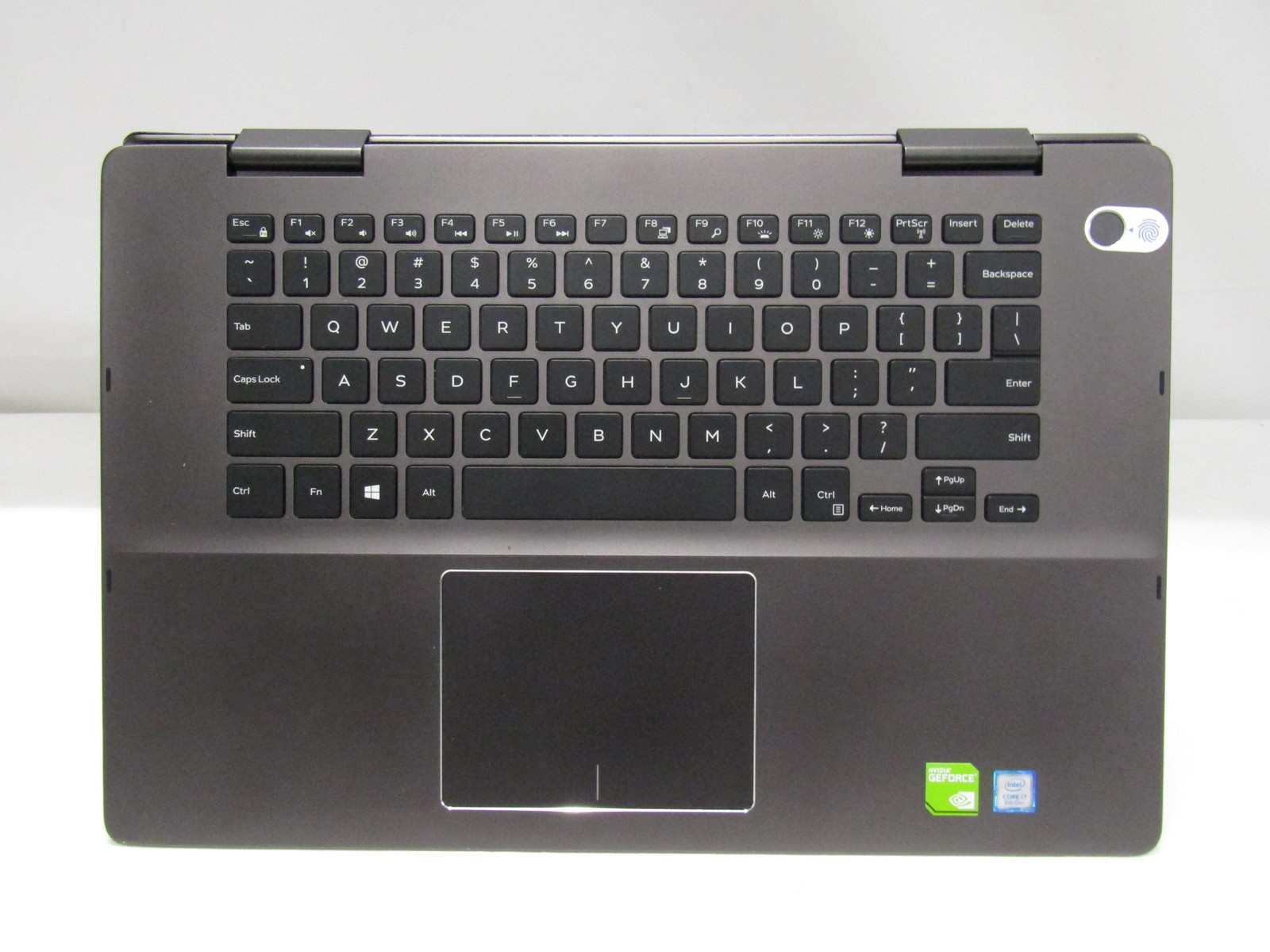 Dell Inspiron 7586 2-in-1 1.8GHz i7-8565U 16GB RAM 512GB SSD Nvidia MX150 NO OS