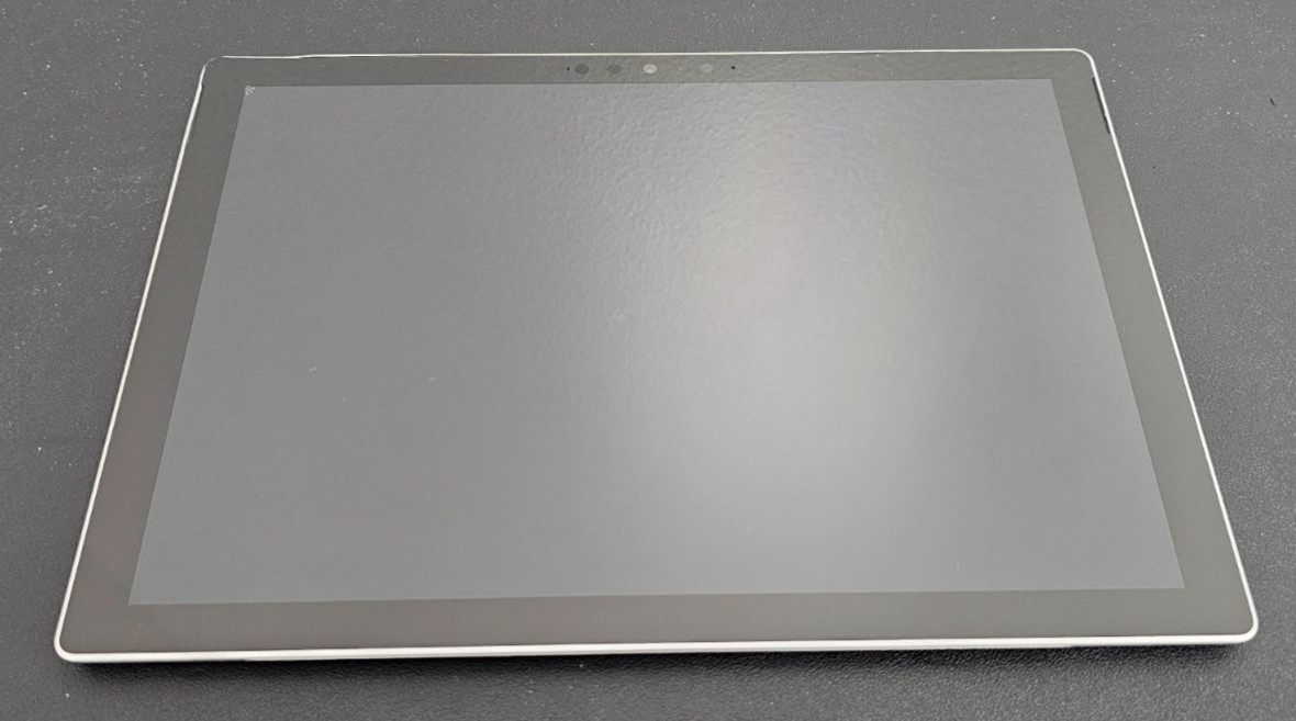 Microsoft Surface Pro 7 i5-1035G4 16GB Ram 256GB SSD Win 11 Pro ***READ***
