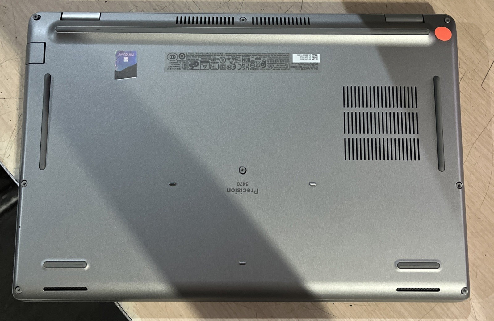DELL PRECISION 3470 INTEL CORE I5-1250P 16GB RAM NO HD