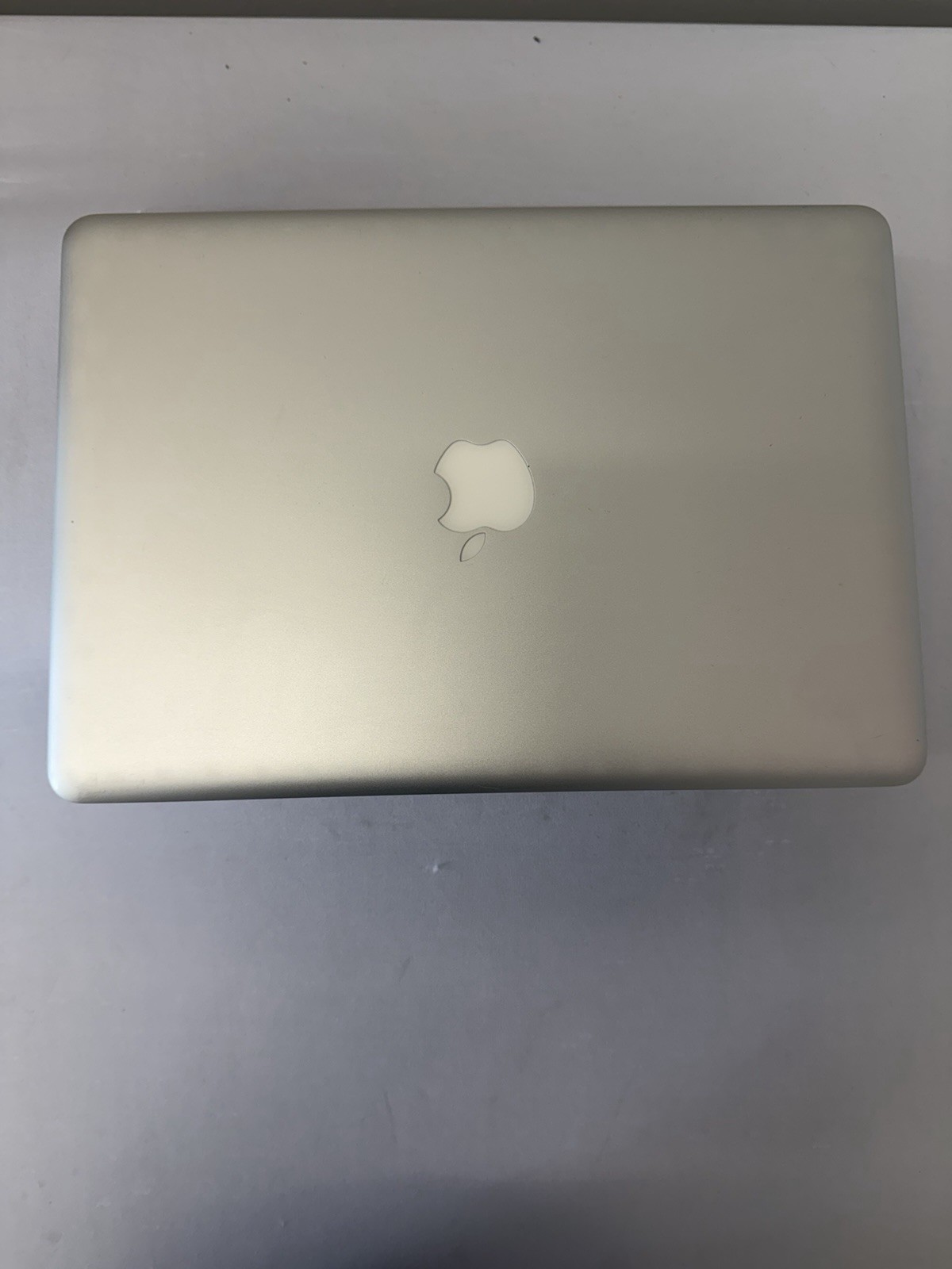 Apple Macbook Pro 2012 13-in Lapbook – Good Screen – Intel i5-3210m – Read Des