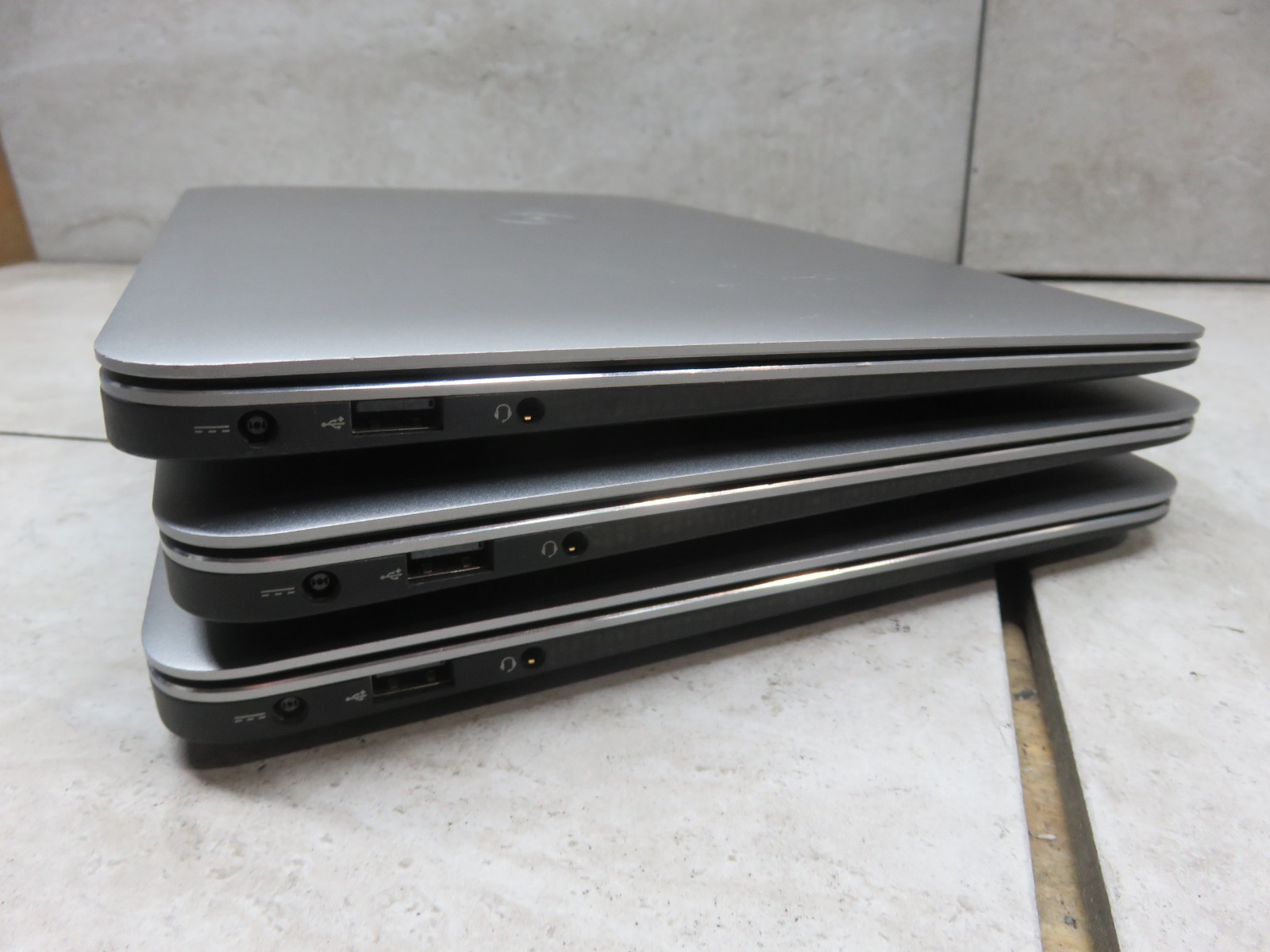 LOT OF 3 DELL XPS L321X INTEL I5 2467M 4GB RAM 128GB SSD BOOT TO BIOS