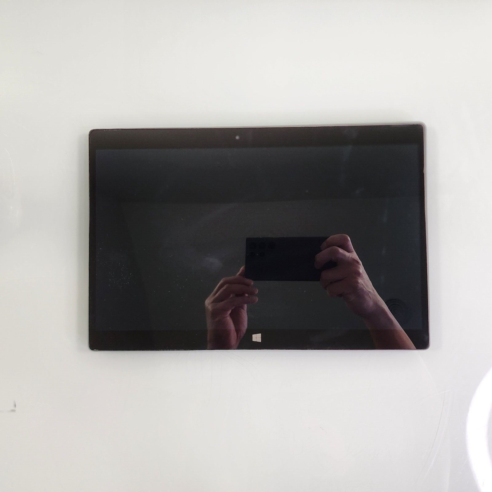 Dell Latitude 13 7350 M-5Y71 4GB Tablet P58G *For parts or repair