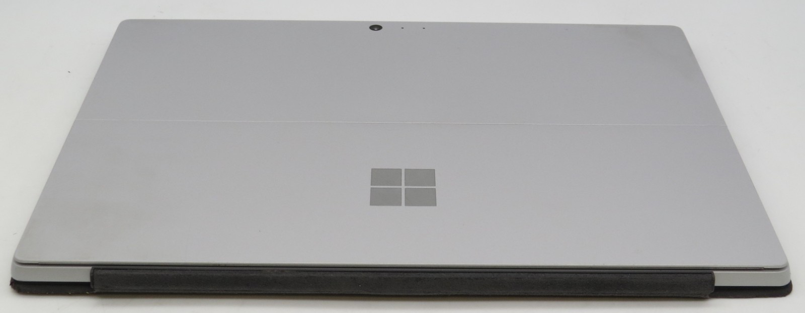 Surface Pro 5 i5-7300U @ 2.6GHz 8GB DDR3 256GB SSD 12″ No OS/AC