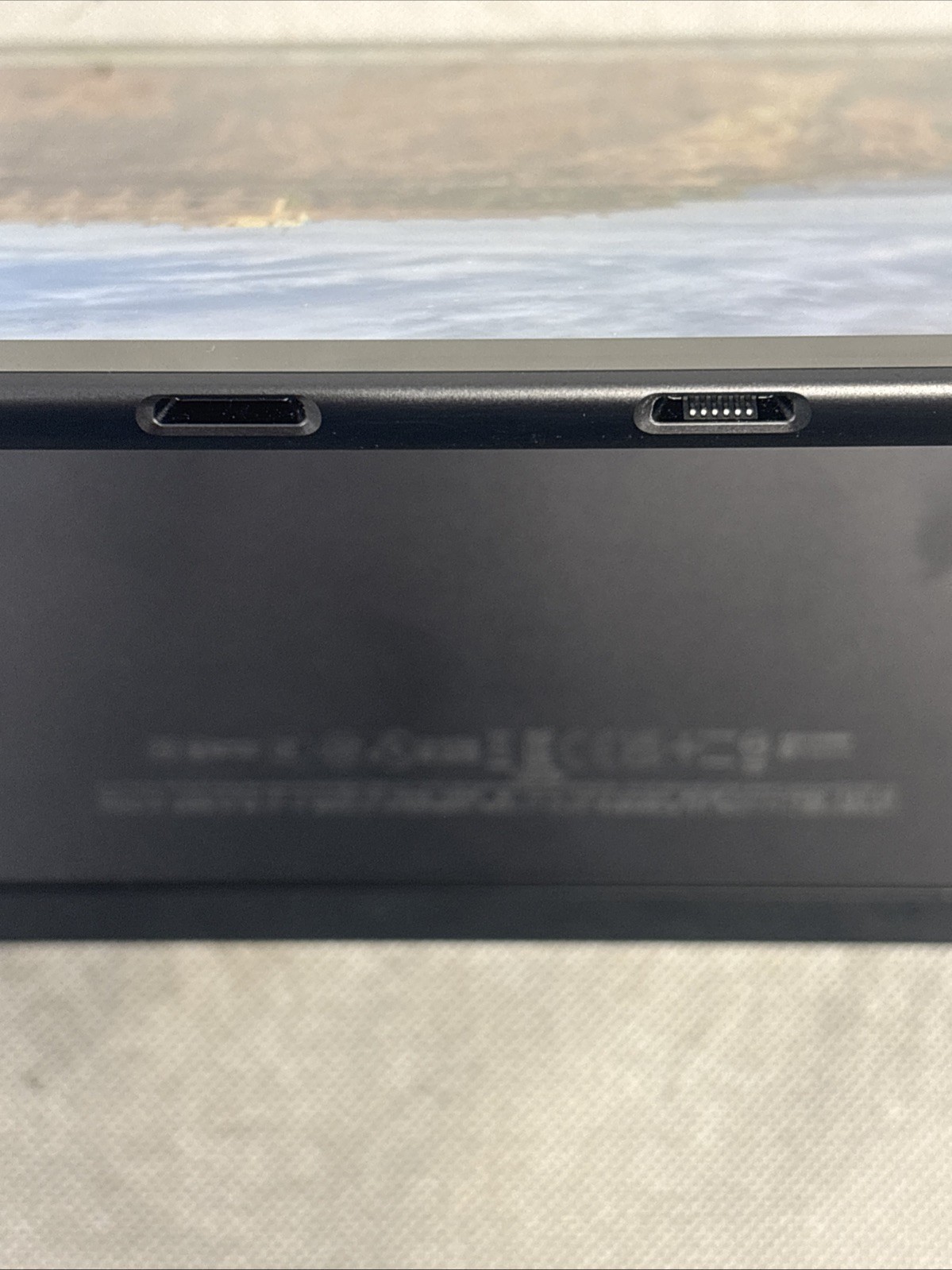 Microsoft Surface Pro 8 13″ (256GB, Intel i7 11th Gen., 16GB) Graphite