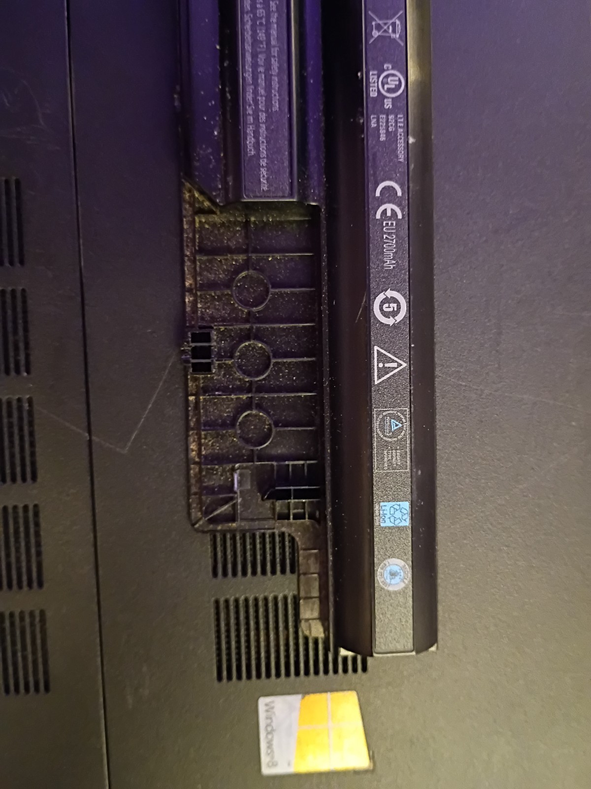 Dell Inspiron 17 Laptop (PB1028195) 3793
