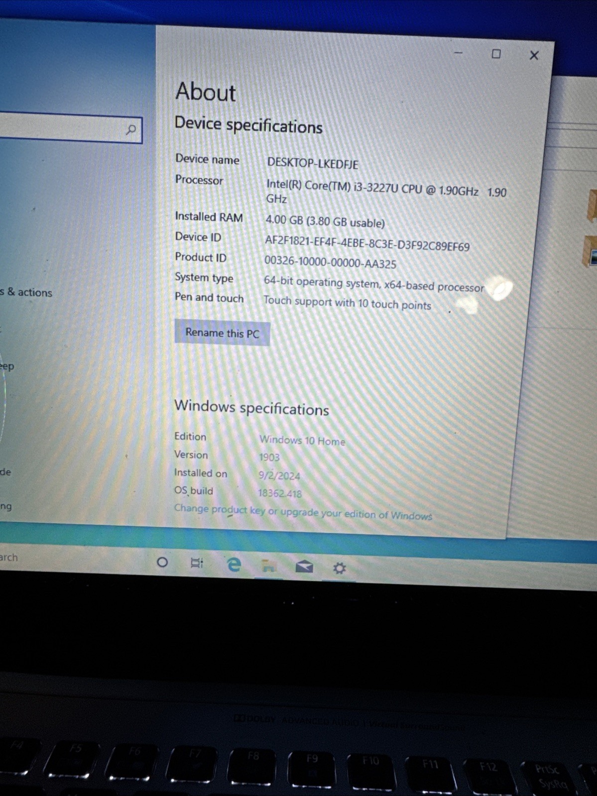 Cracked Acer Aspire v5-571P i3-3227U 1.9ghz 4GB RAM 500GB HDD Win 10 H For Parts