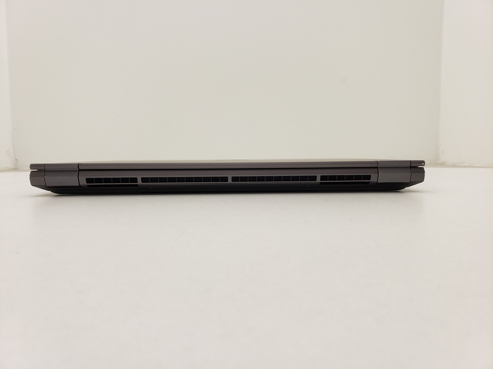 HP ZBook Fury 15 G7 i7-10850H 16GB 256GB SSD RTX 3000 Mobile Workstation Win 11.