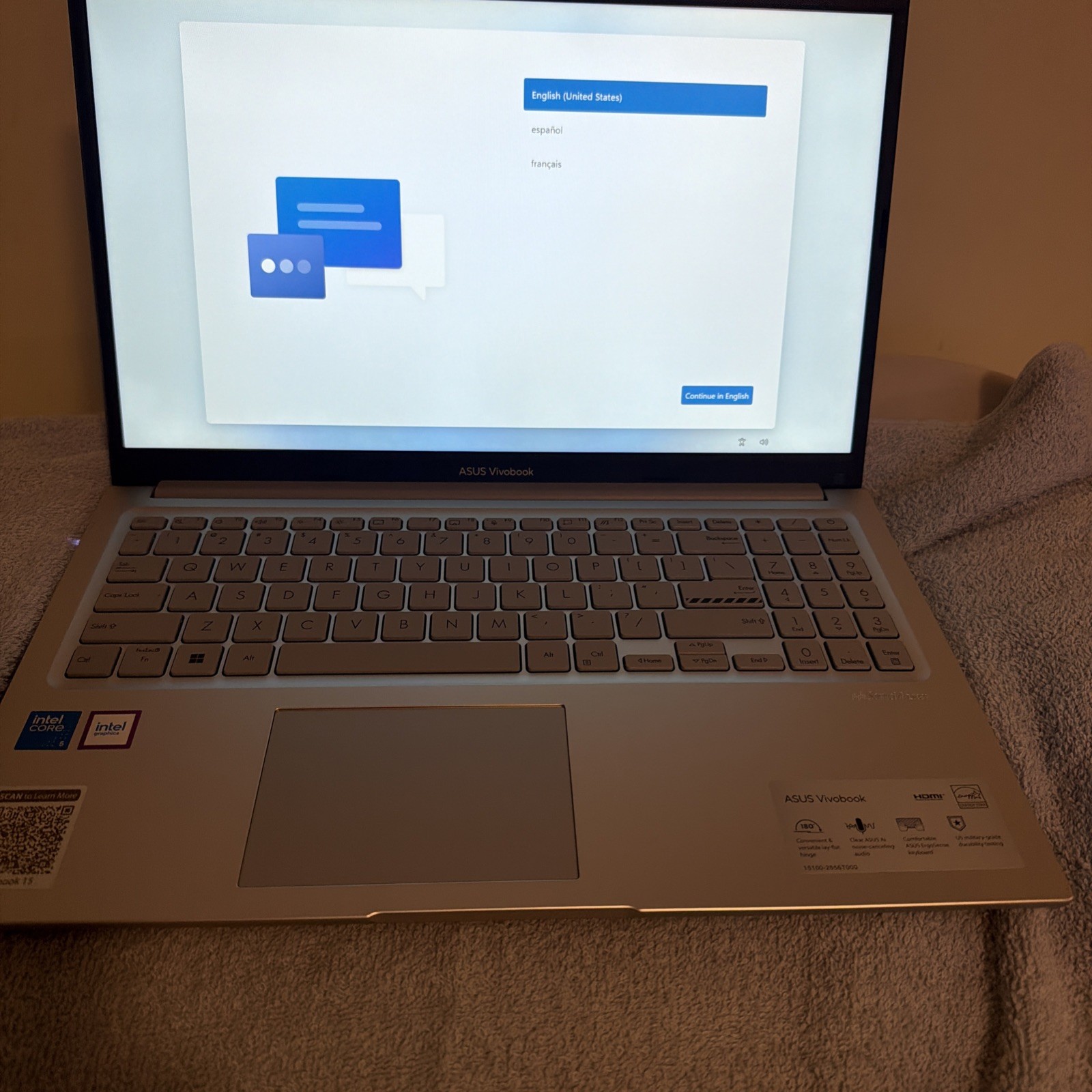 asus vivobook 15 F1504v