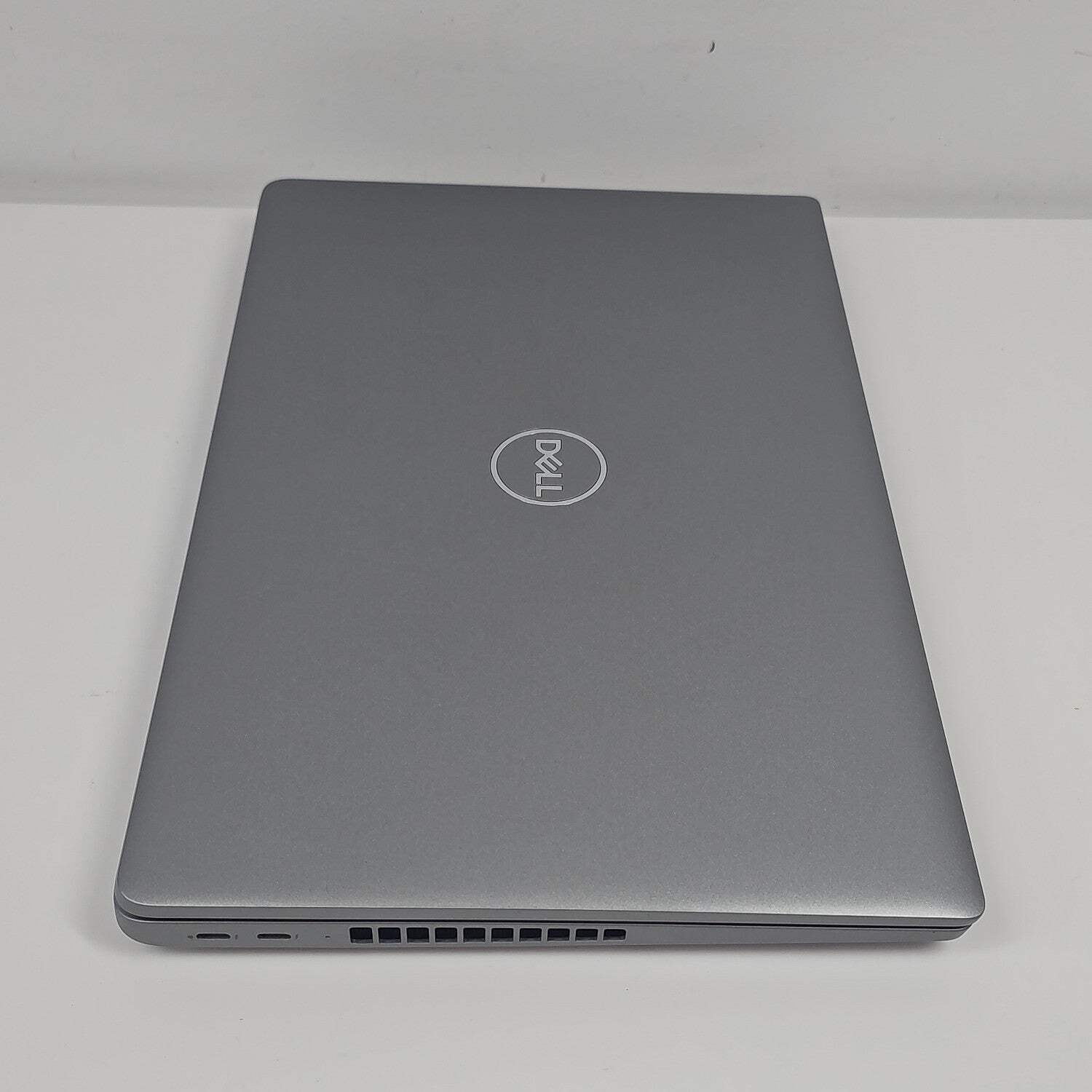 Dell Latitude 5550 15.6″ Core Ultra 5 125U 1.3GHz 16GB RAM 512GB SSD