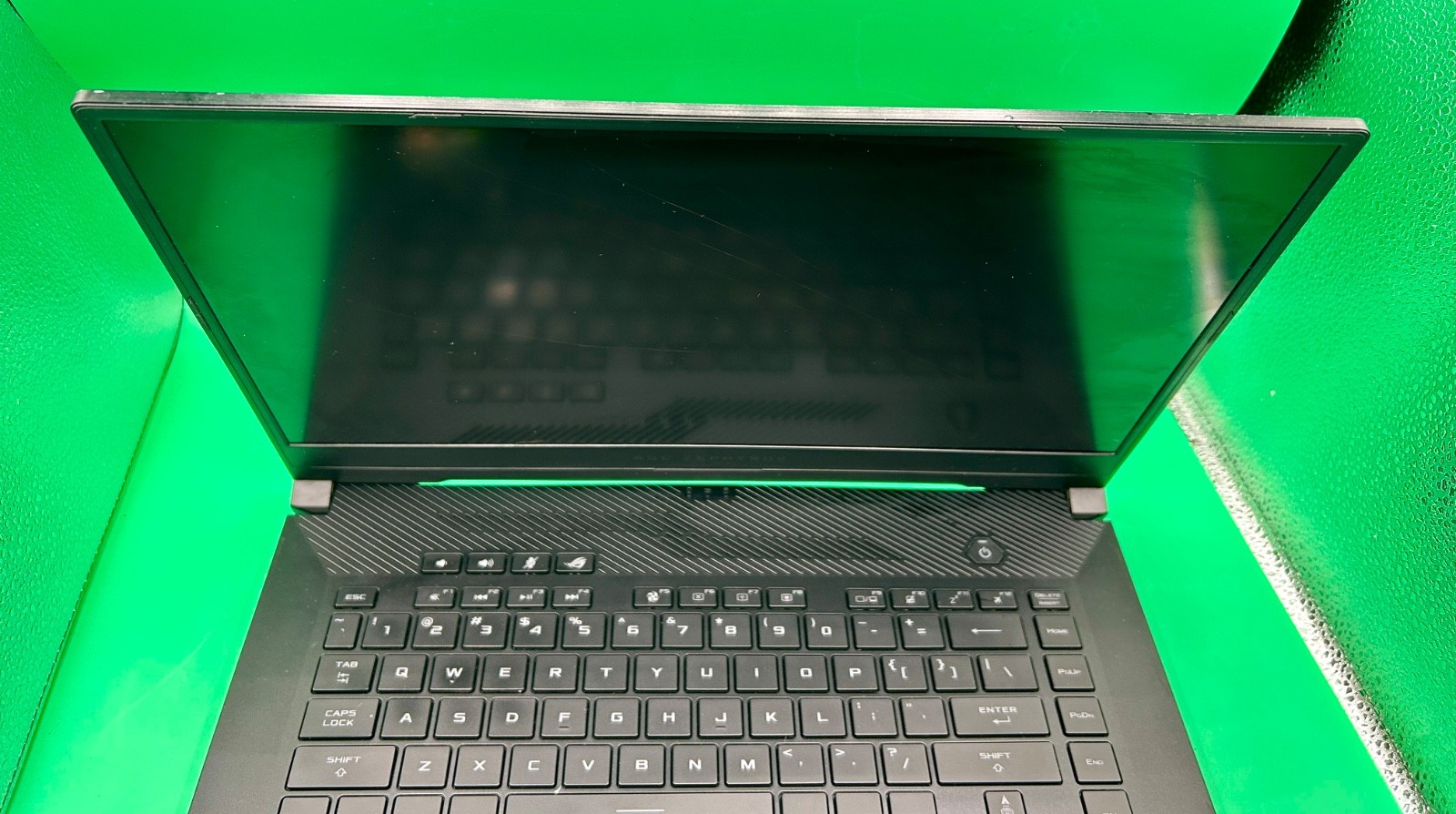 ROG Zephyrus G15 GA502DU-BR7N6 Ryzen 7 3750H NO Ram/SSD BAD SCREEN UNTESTED