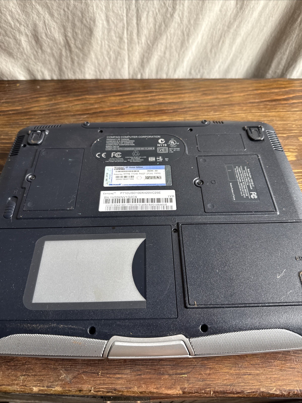 Retro Compaq Presario 700 Laptop Untested
