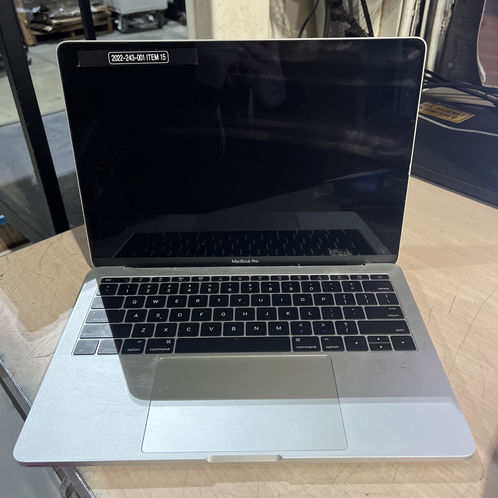 APPLE MACBOOK PRO 13″ LATE 2016 CORE I5-6360U 2.0GHZ 8GB RAM NO HD