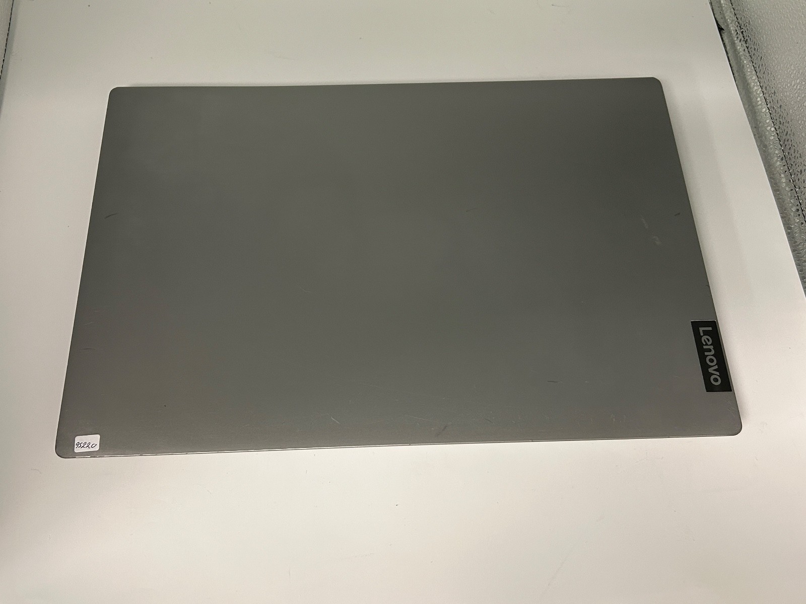 Lenovo IdeaPad 3, 15ADA05, Ryzen 3 3250U, 8GB RAM, 256GB SSD, Windows 11 Home