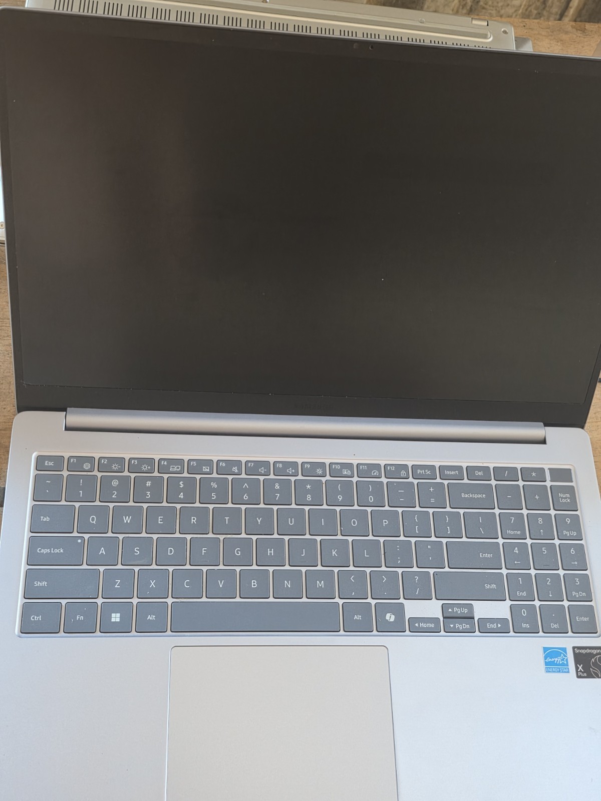 Samsung Galaxy Book4 Edge 14″ 3K OLED Touch Screen Snapdragon X Elite 16GB 1Tb L